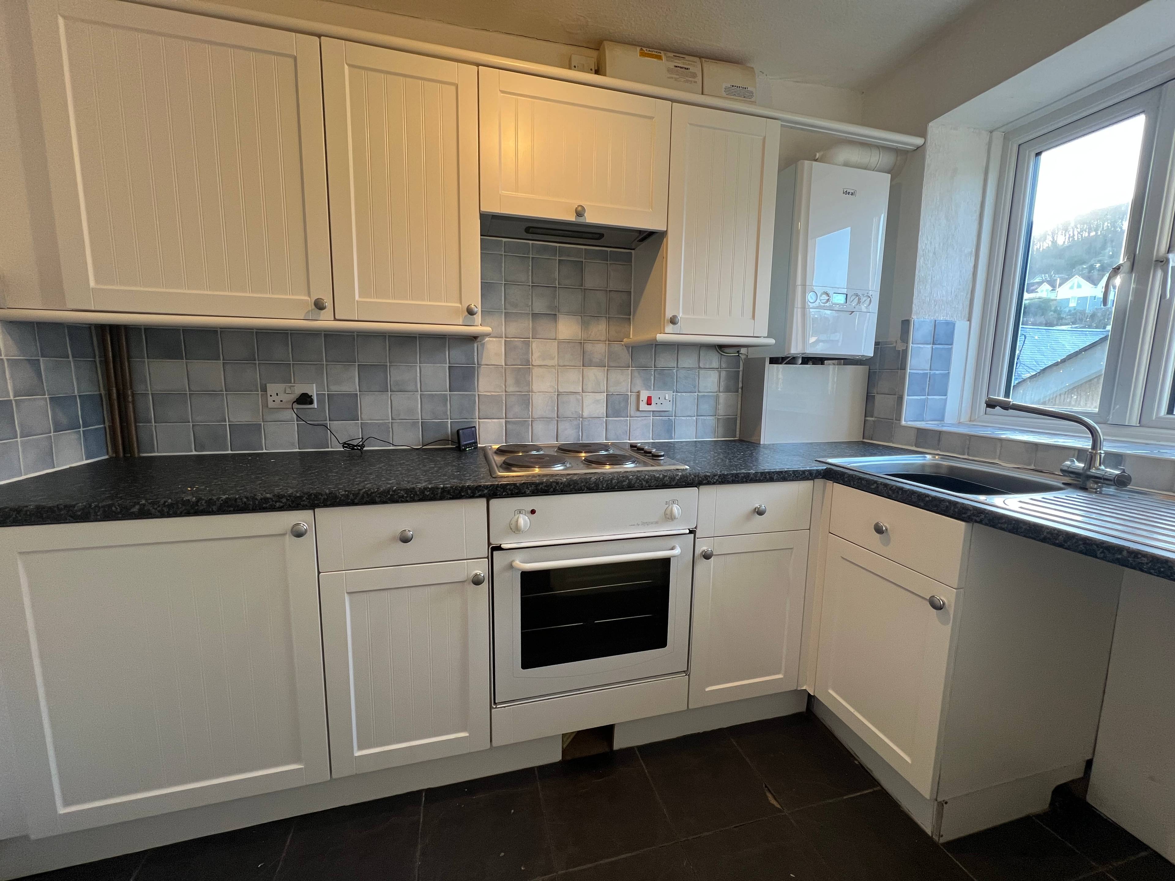 Bridge Road, Shaldon, TQ14 - 3