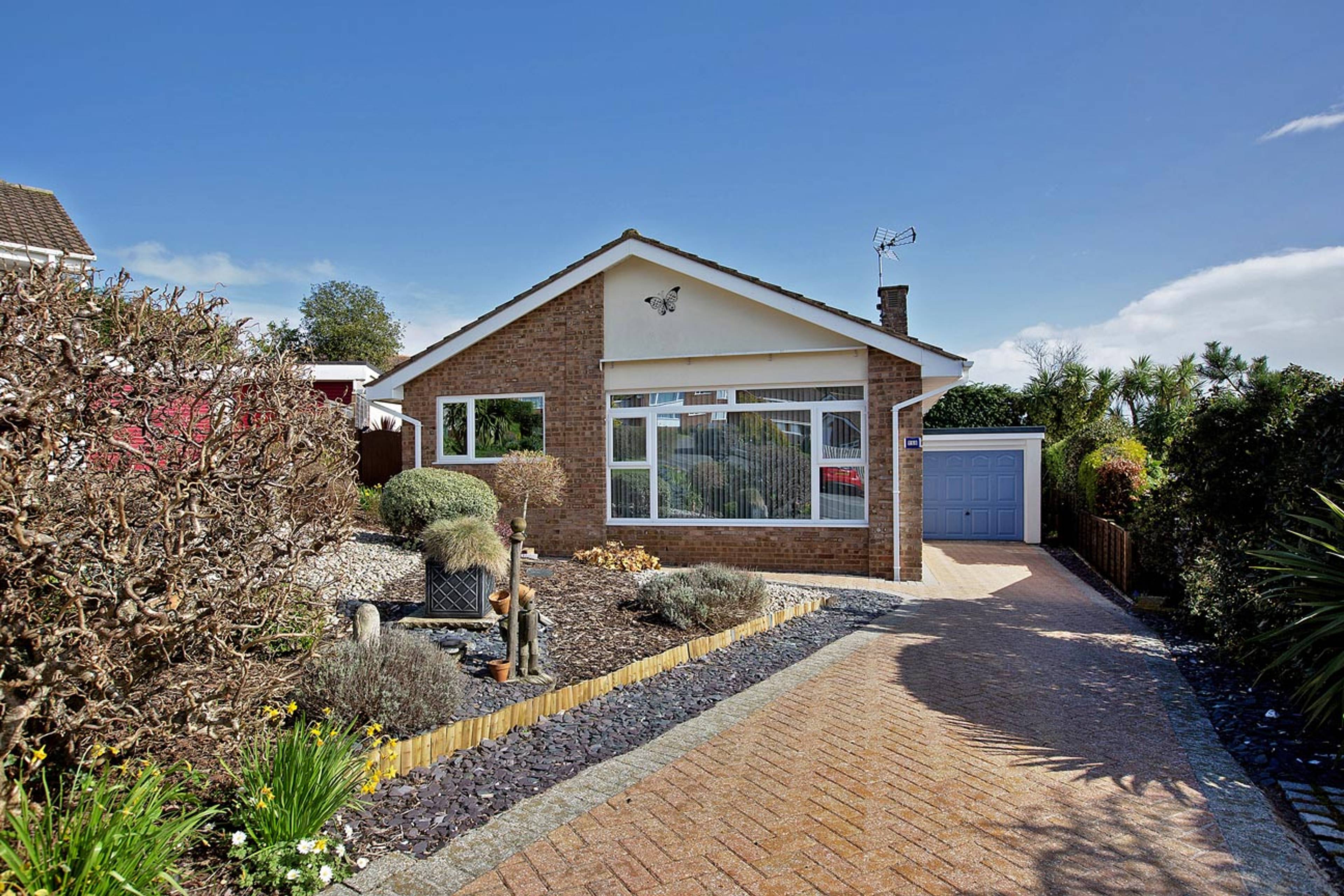 Grange Park, Bishopsteignton, TQ14