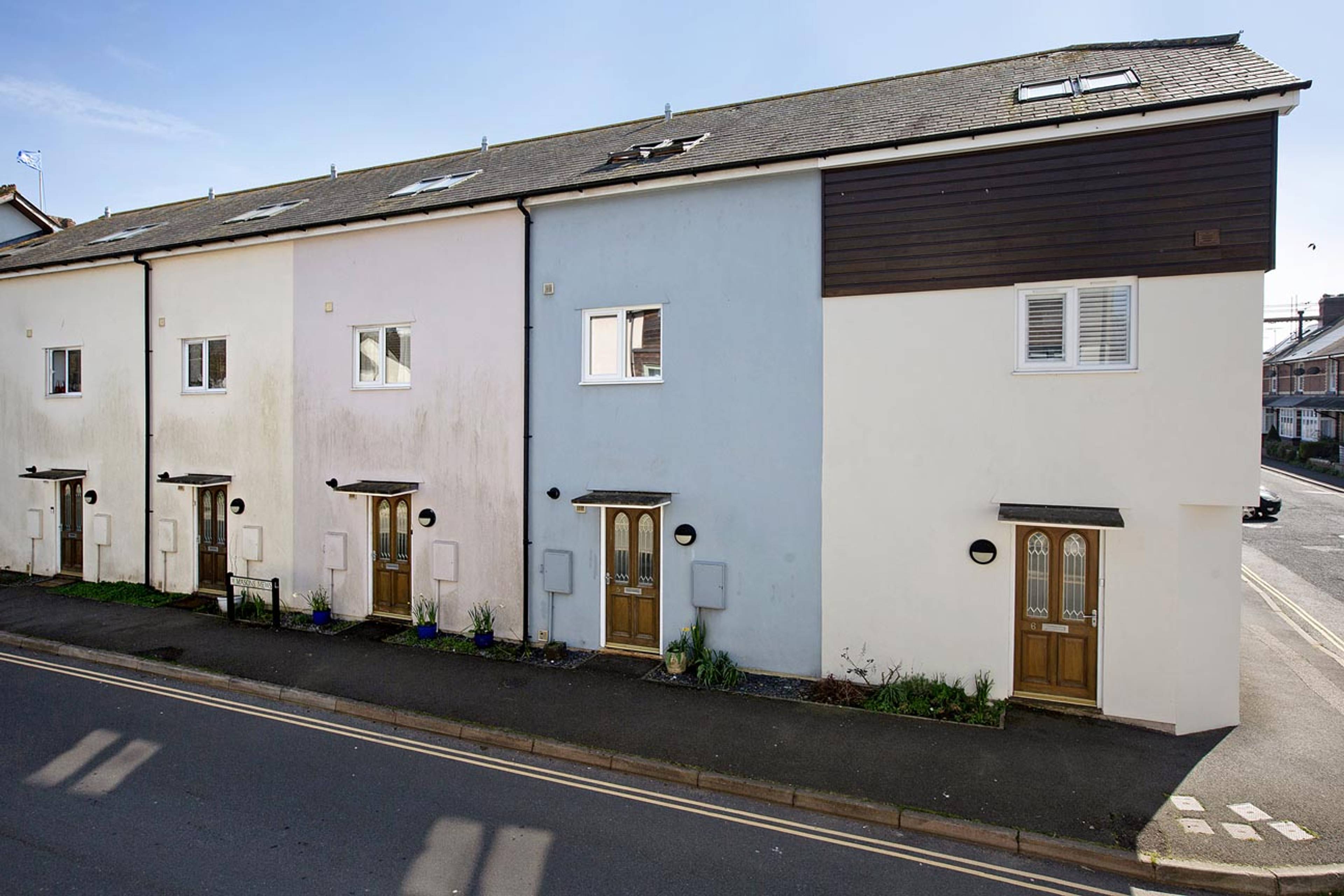 5 Masons Mews New Road, Exeter, EX6 - 1