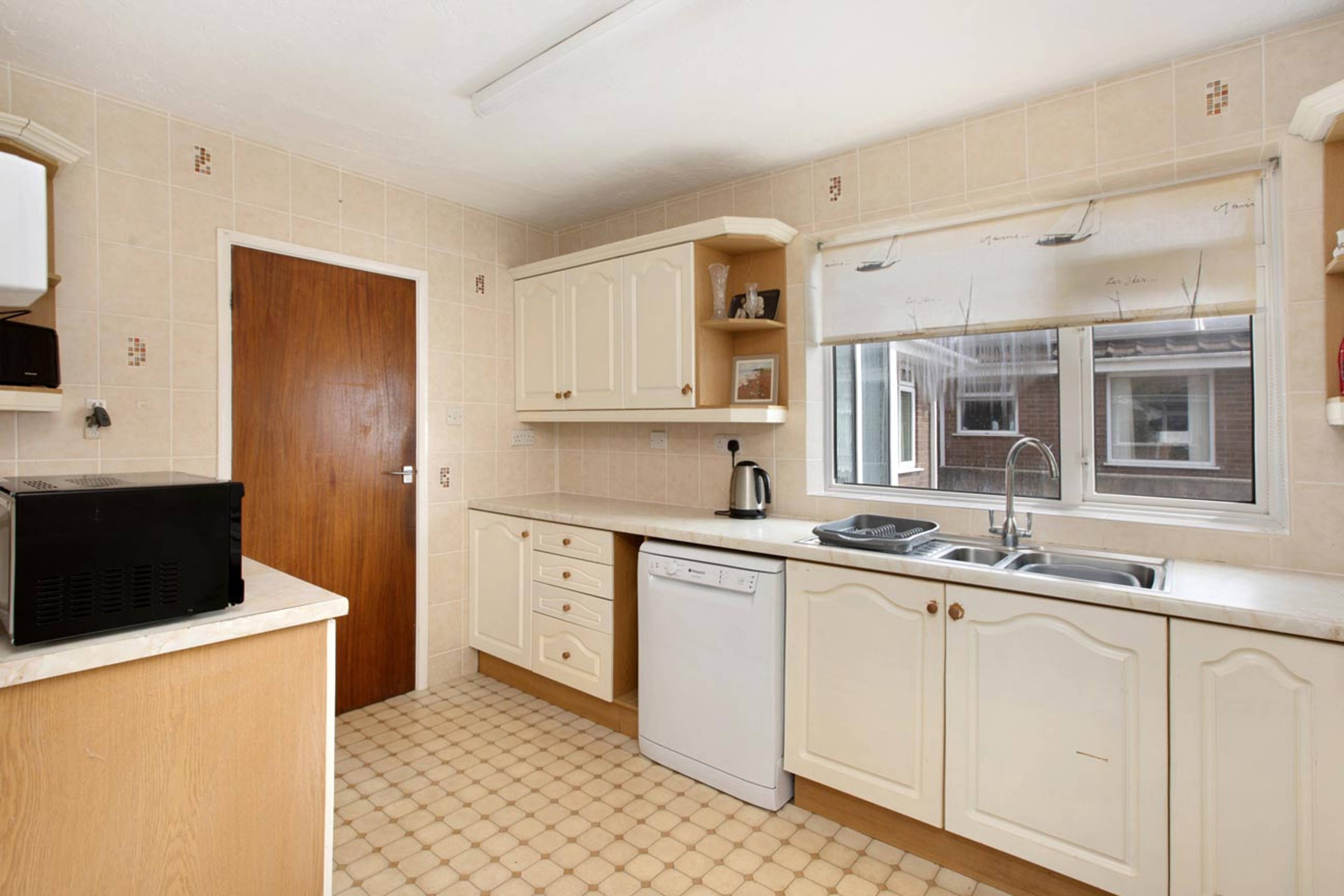Maudlin Drive, Teignmouth, TQ14 - 6