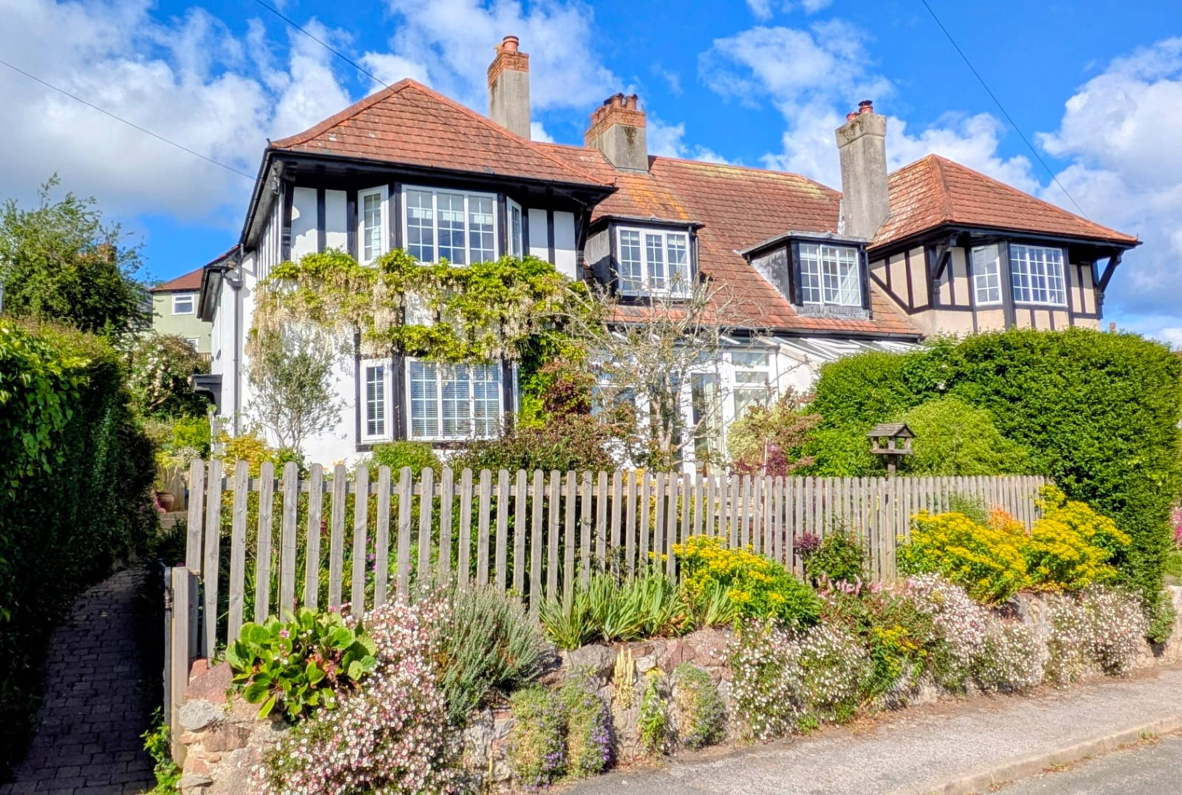 Littlefield, Bishopsteignton, TQ14