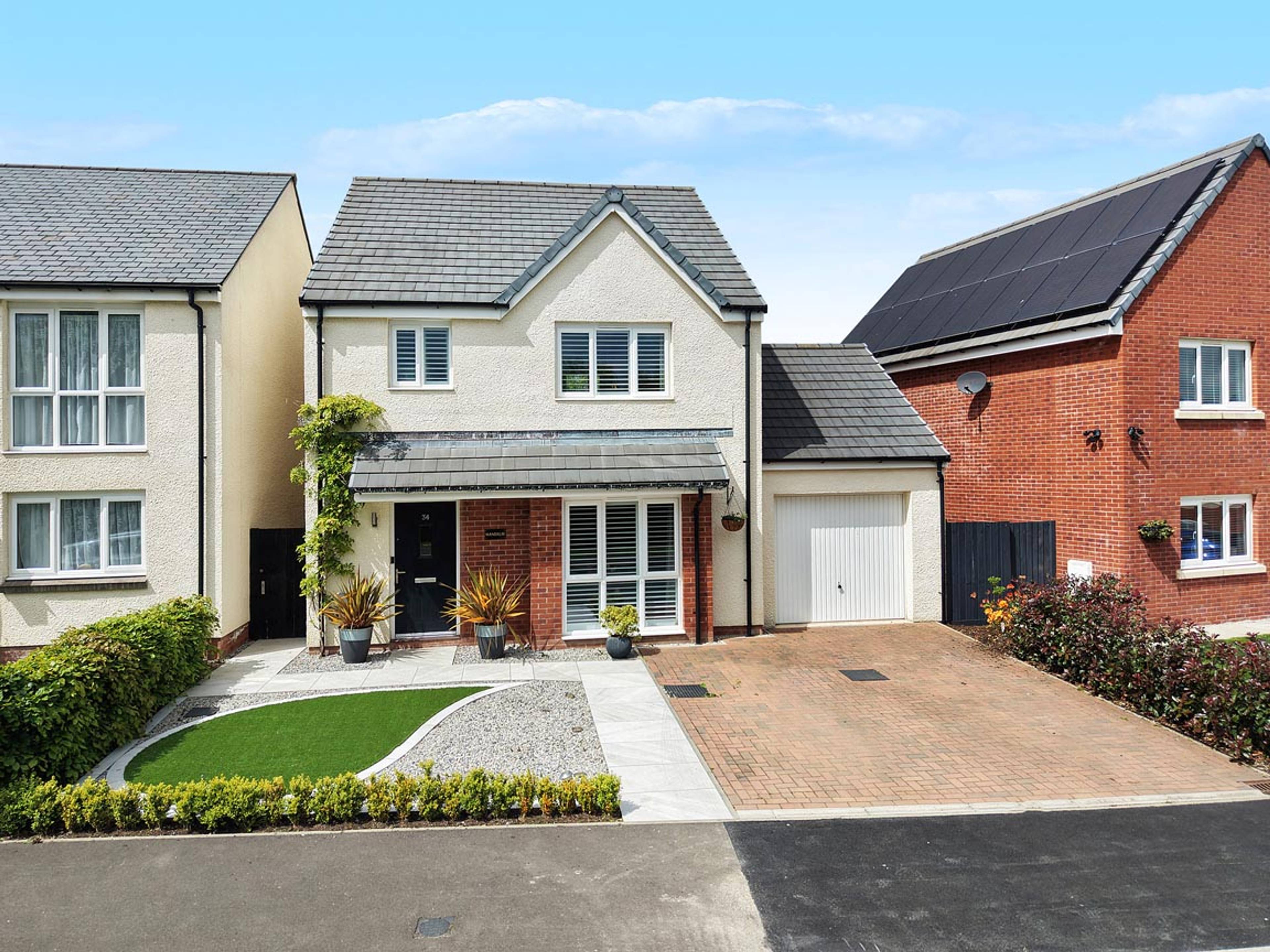 34 Barrow Vale, Newton Abbot, TQ12 - 1