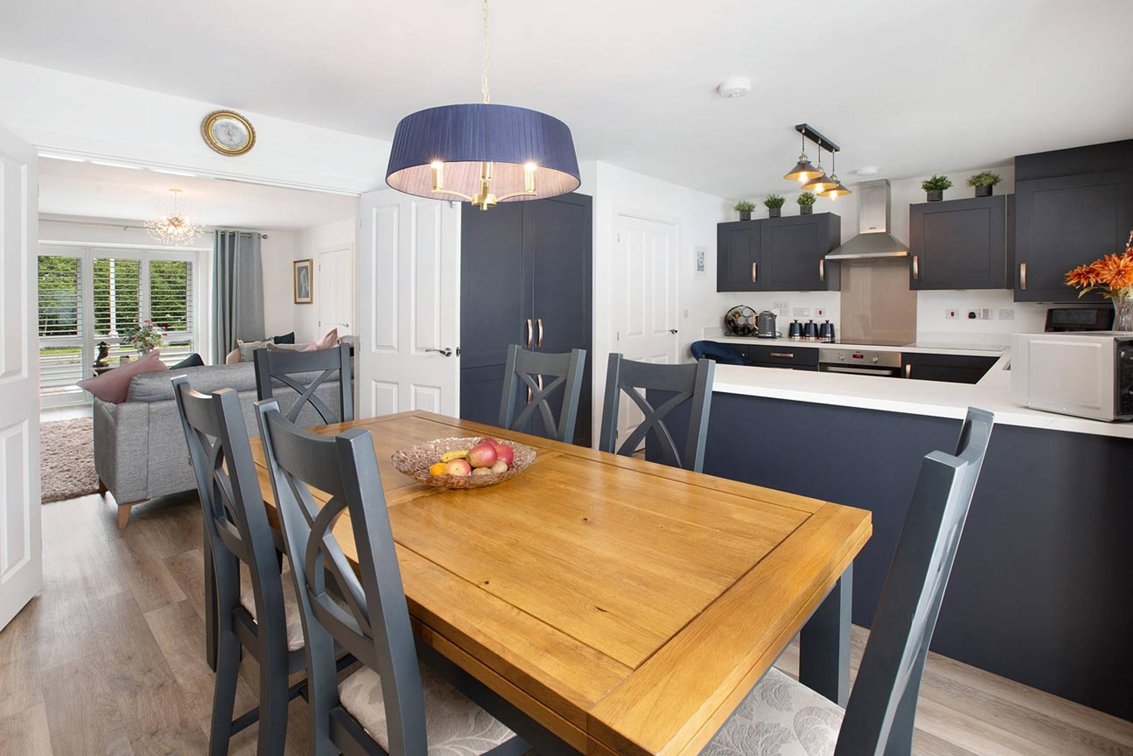 34 Barrow Vale, Newton Abbot, TQ12 - 6