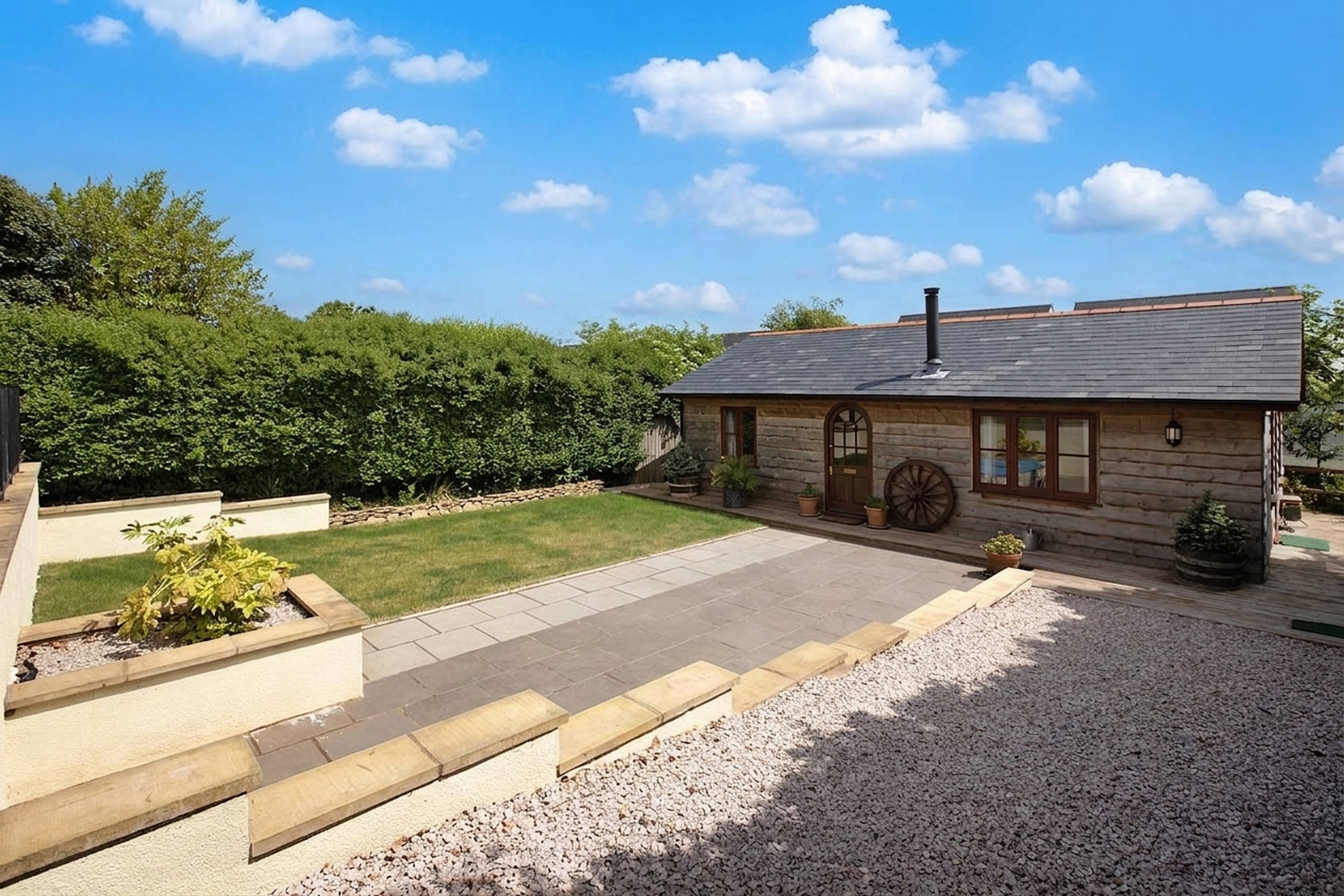 4 Ash Park Gardens, Dawlish, EX7 - 2