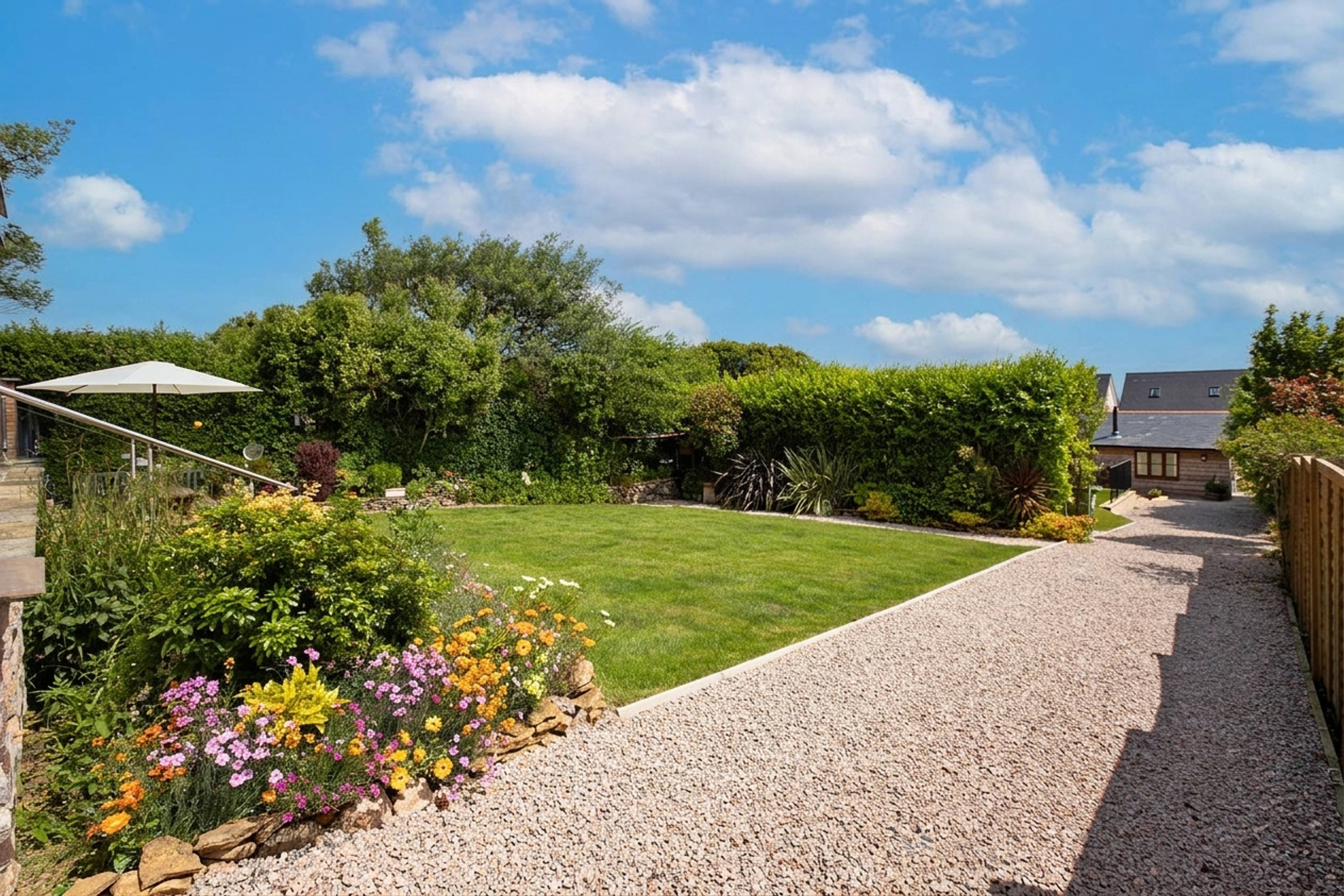 4 Ash Park Gardens, Dawlish, EX7 - 5