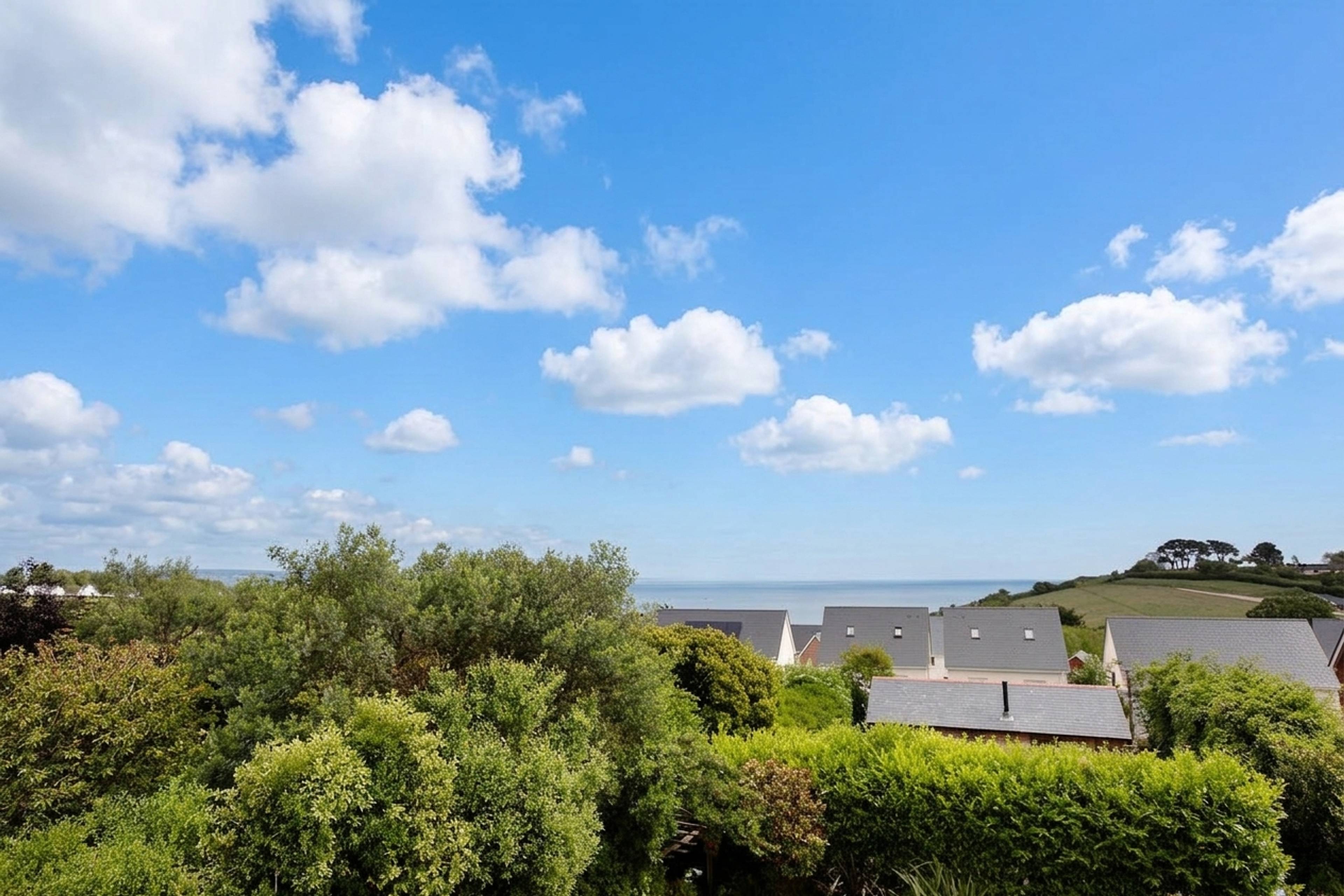 4 Ash Park Gardens, Dawlish, EX7 - 9