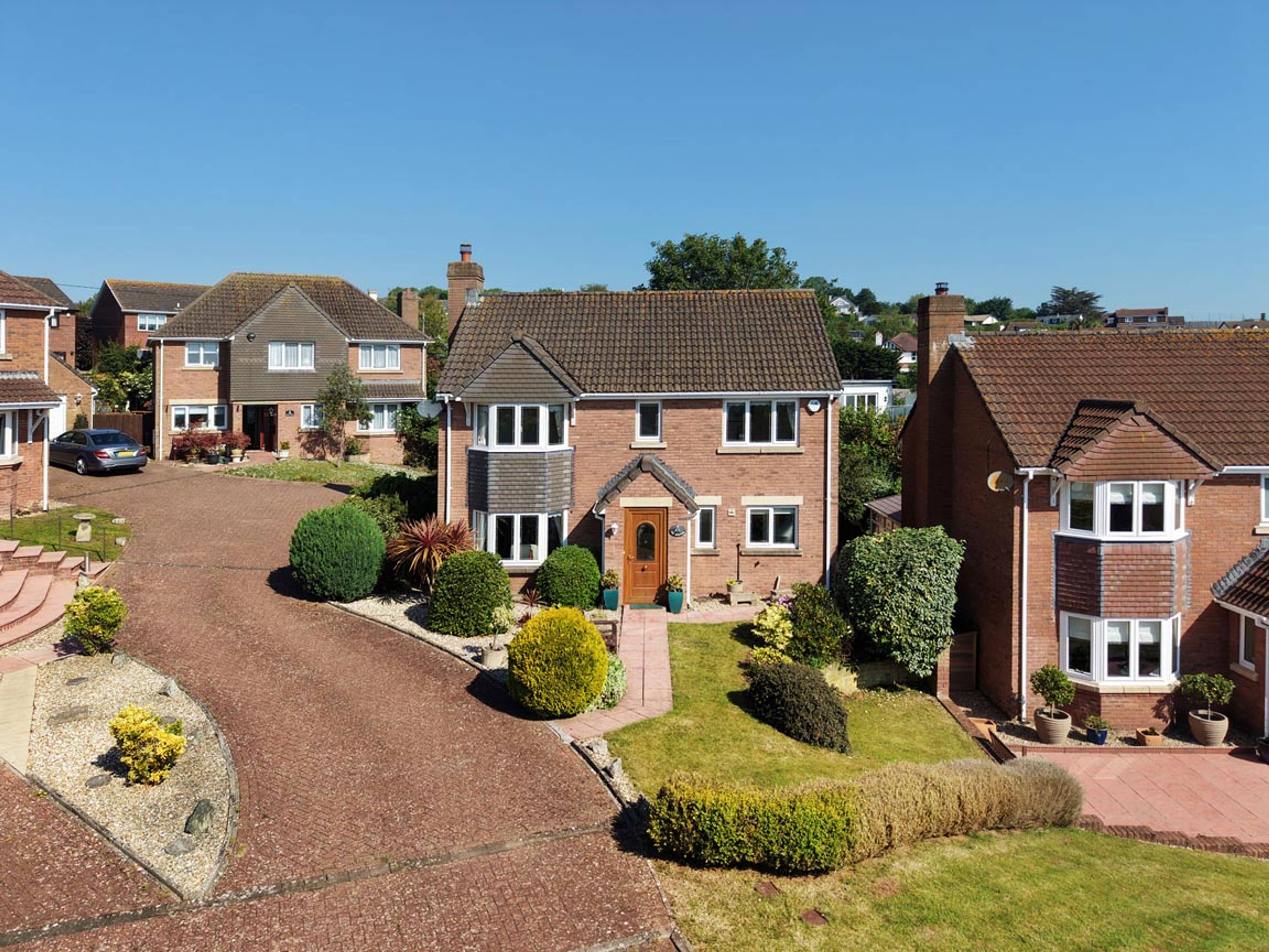 Pine Close, Teignmouth, TQ14 - 1