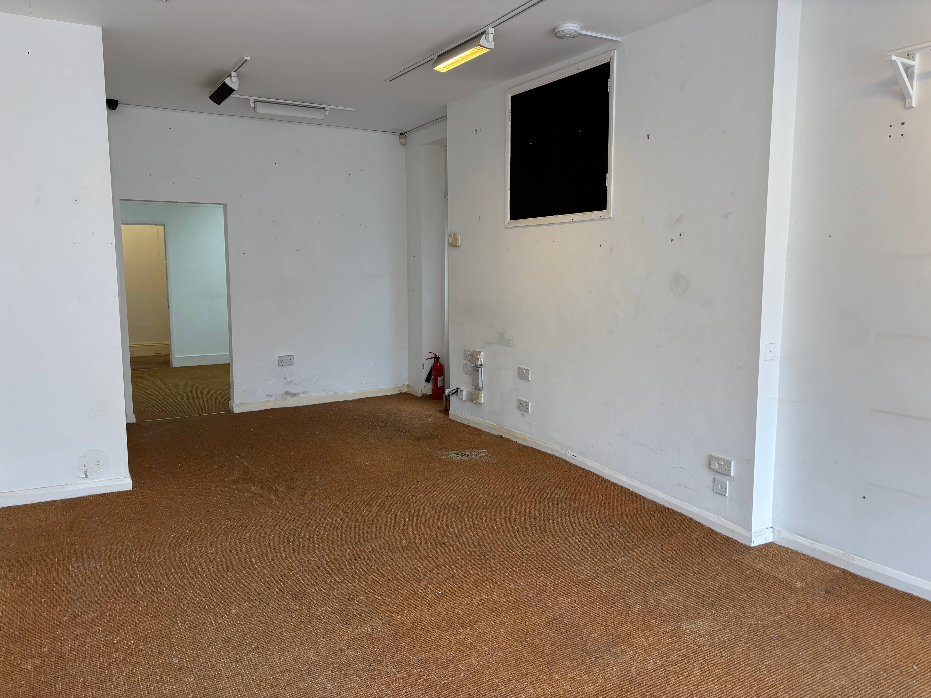 1 Little Triangle, Teignmouth, TQ14 - 2