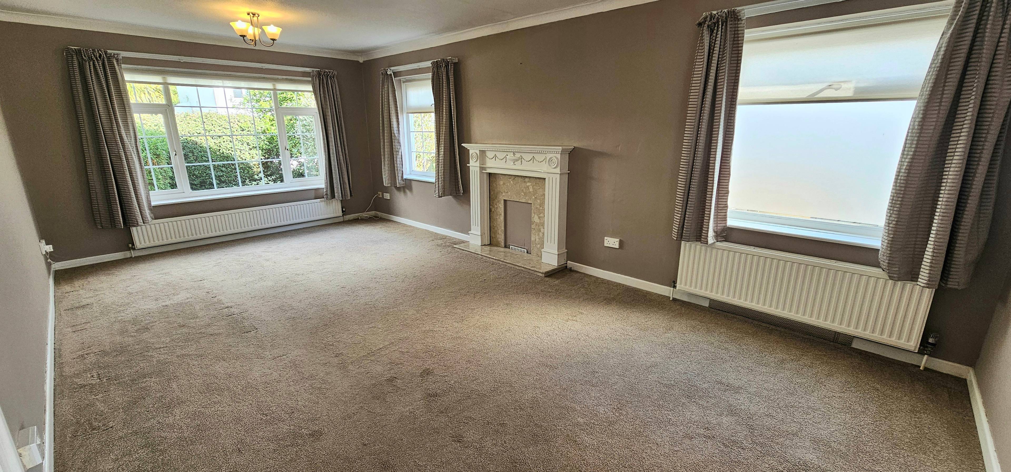 6 Brookfield Drive, Teignmouth, TQ14 - 2