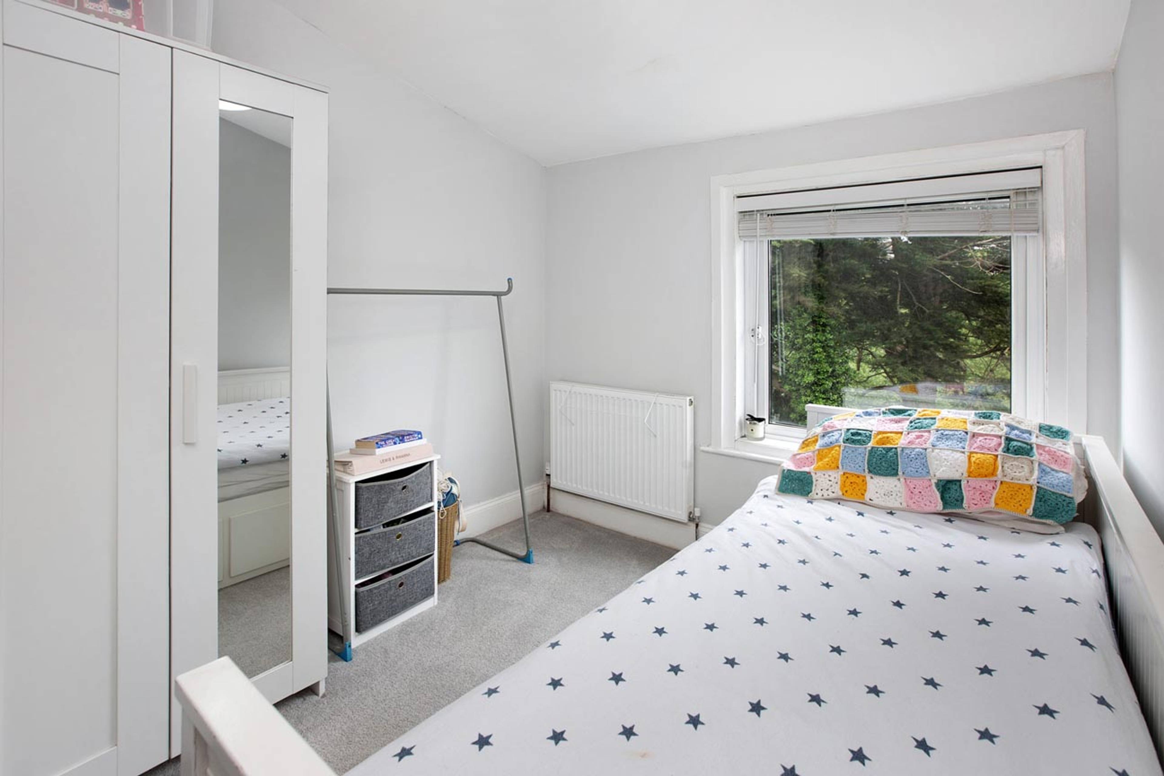 115 Coombe Vale Road, Teignmouth, TQ14 - 9
