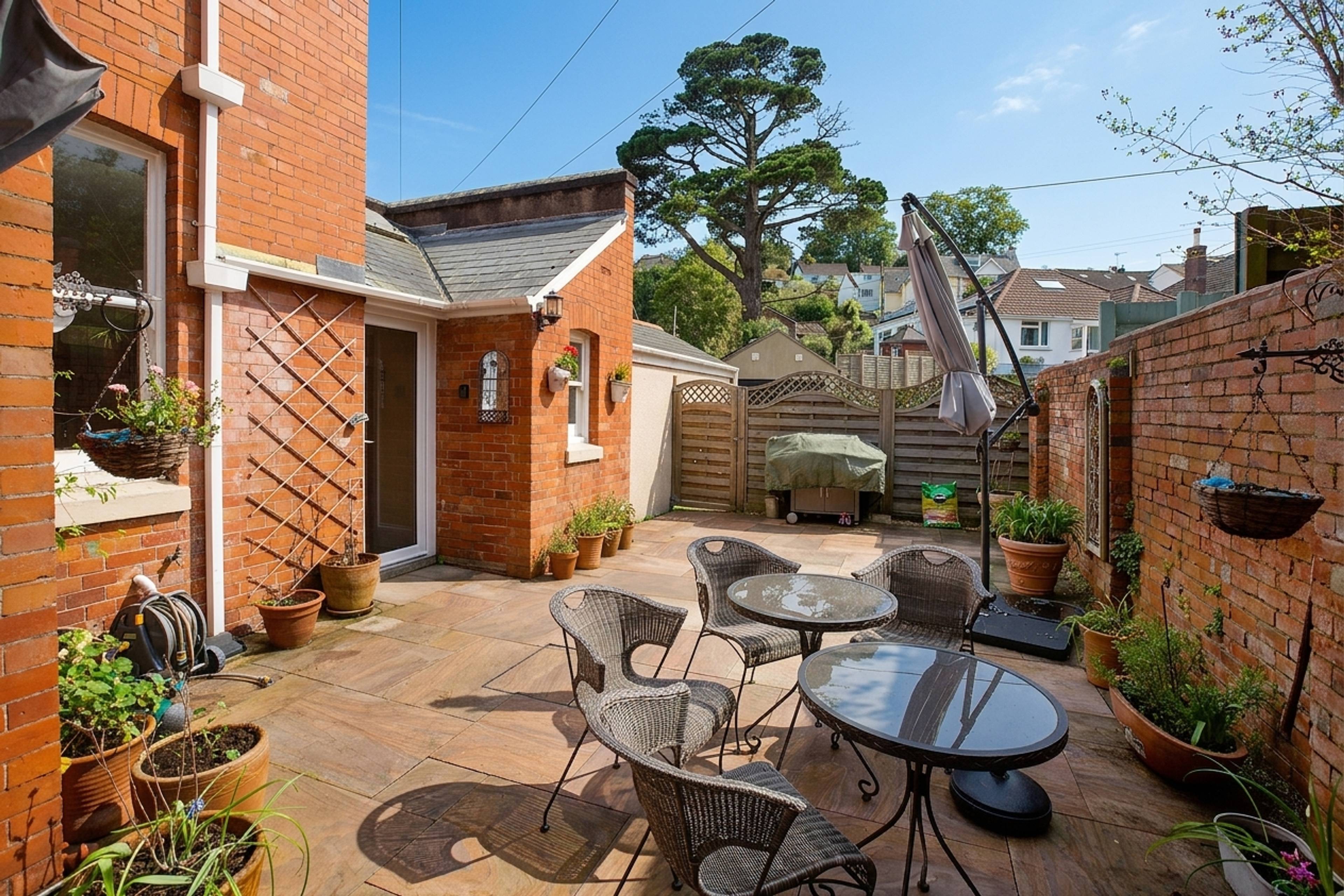 7 Grosvenor Terrace, Teignmouth, TQ14 - 4