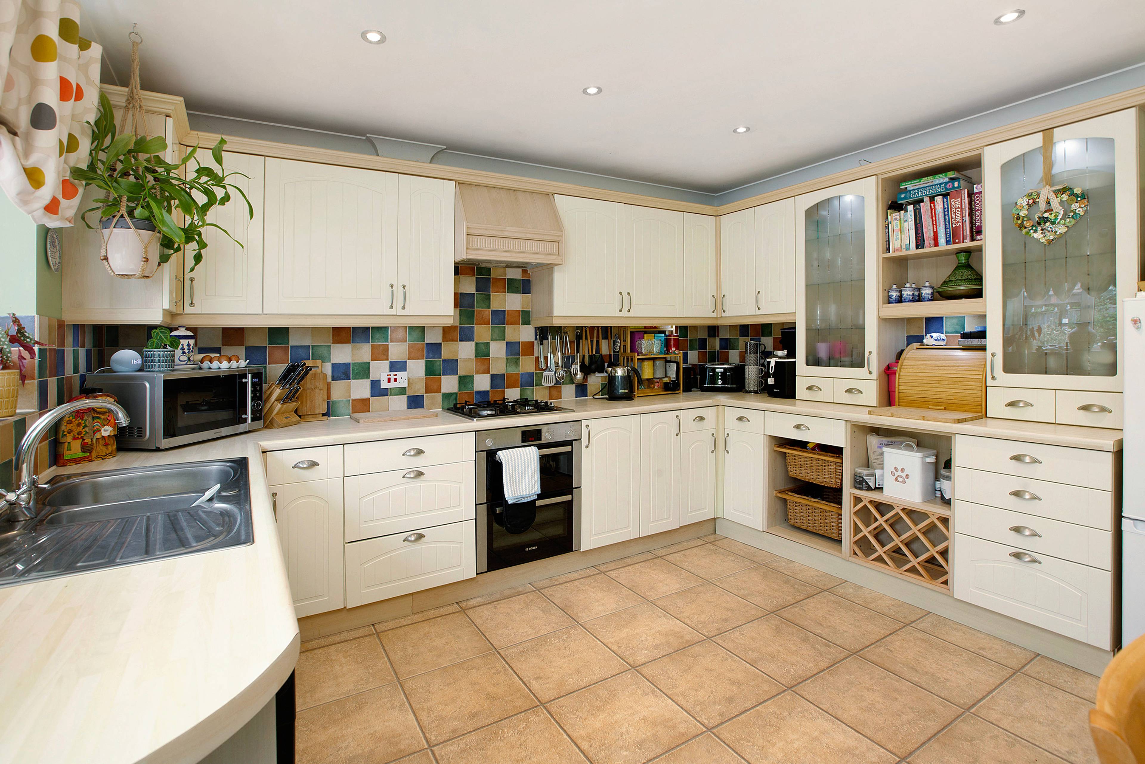 6 Ashleigh Park, Teignmouth, TQ14 - 7