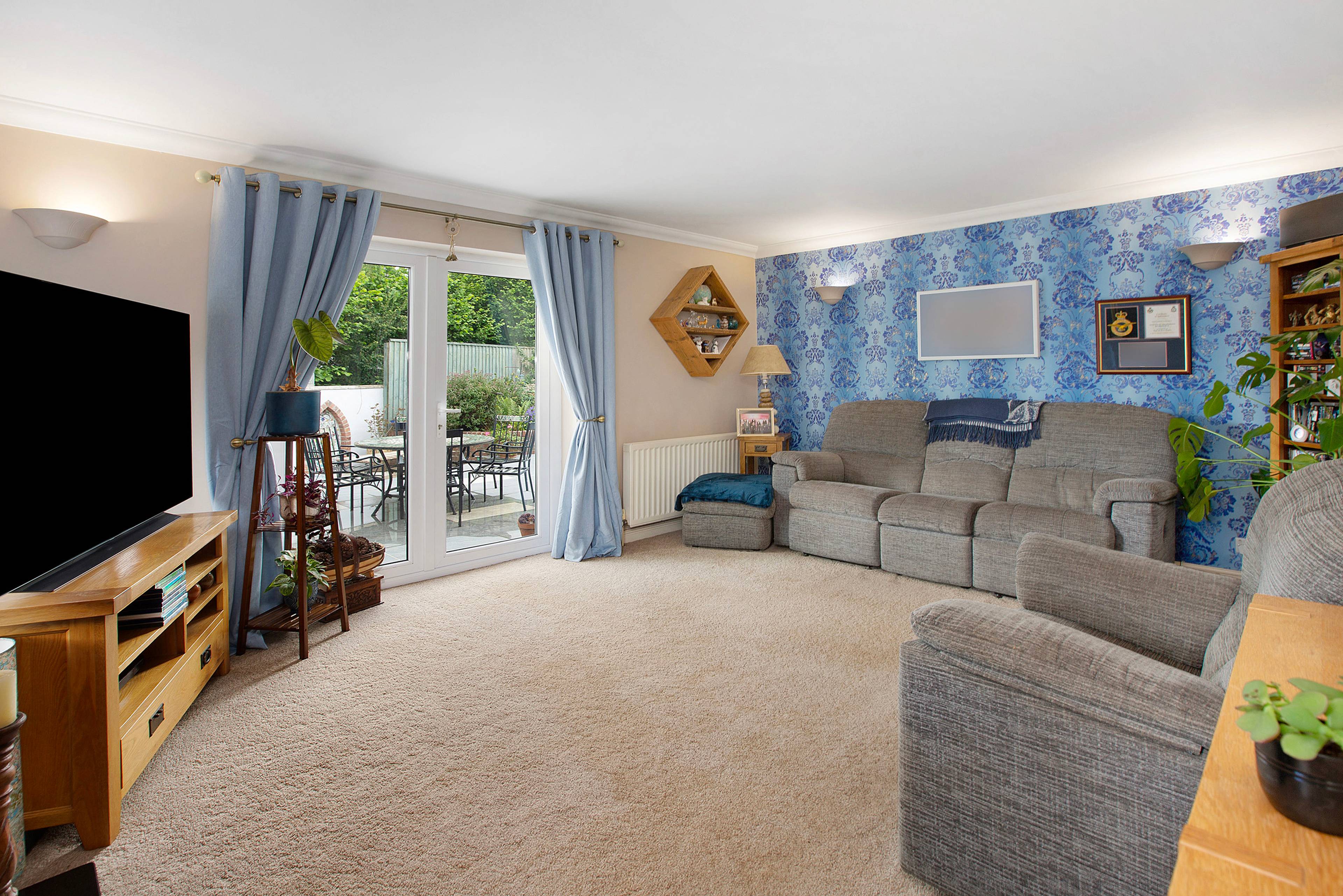 6 Ashleigh Park, Teignmouth, TQ14 - 4
