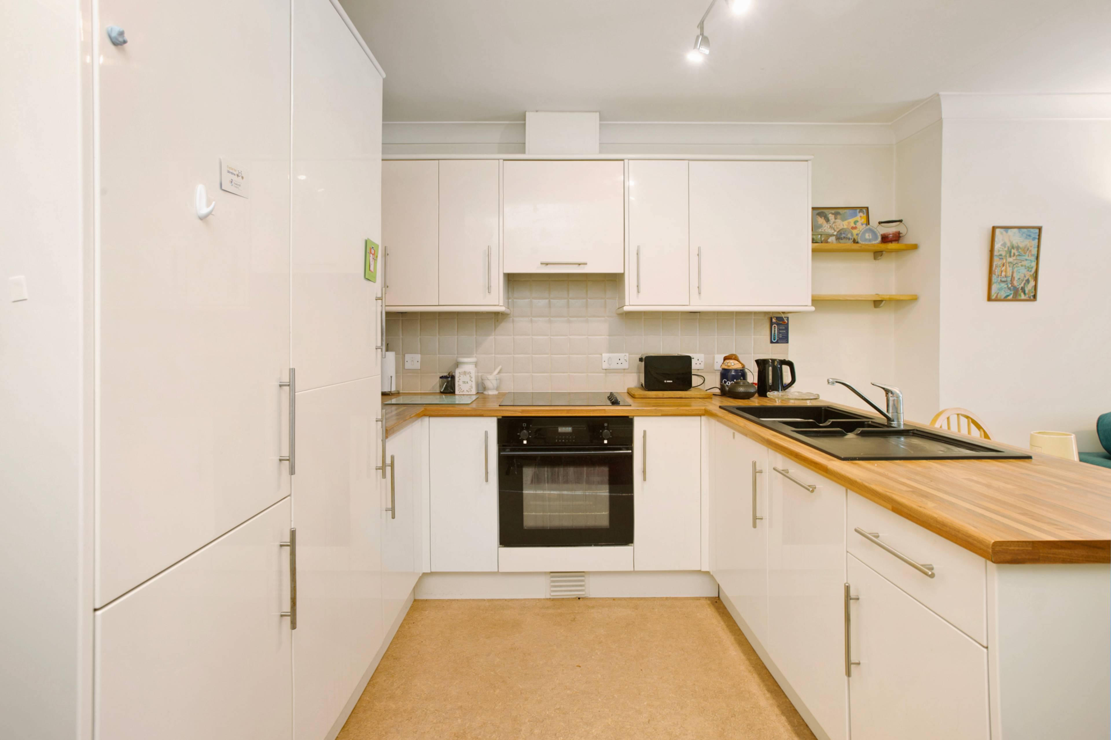 Apartment 1, Teignmouth, TQ14 - 2