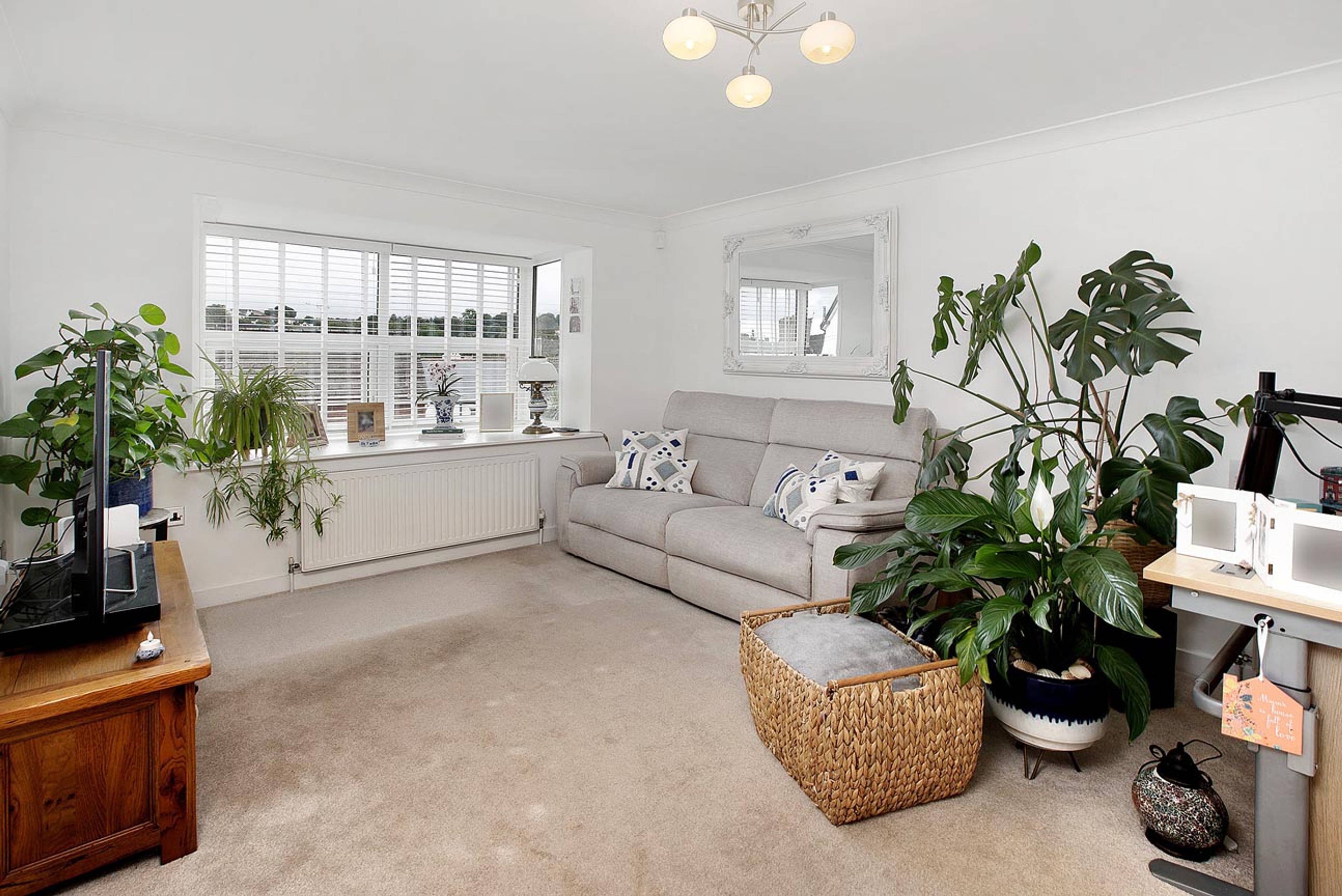 2 School Terrace, Dawlish, EX7 - 2