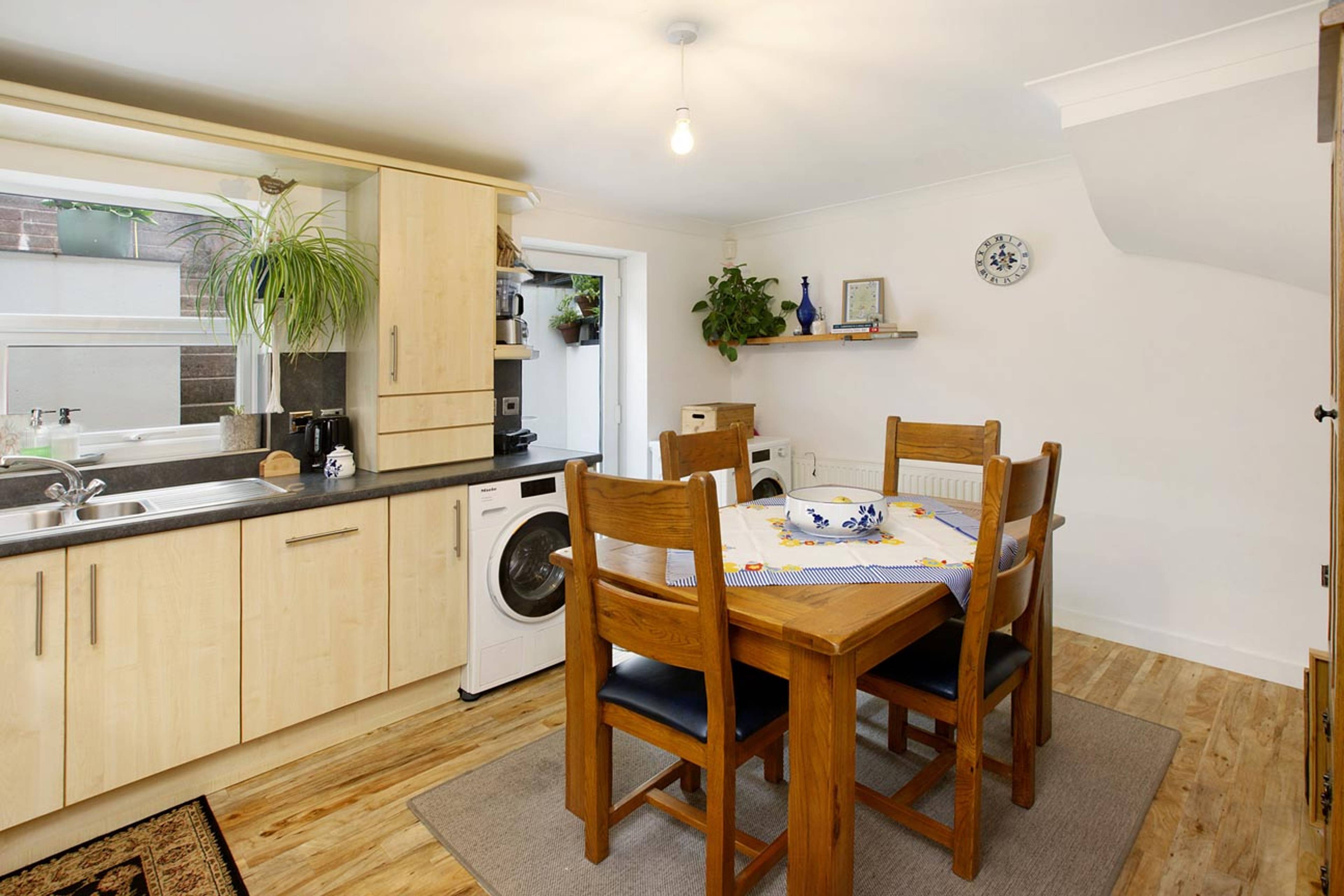 2 School Terrace, Dawlish, EX7 - 3