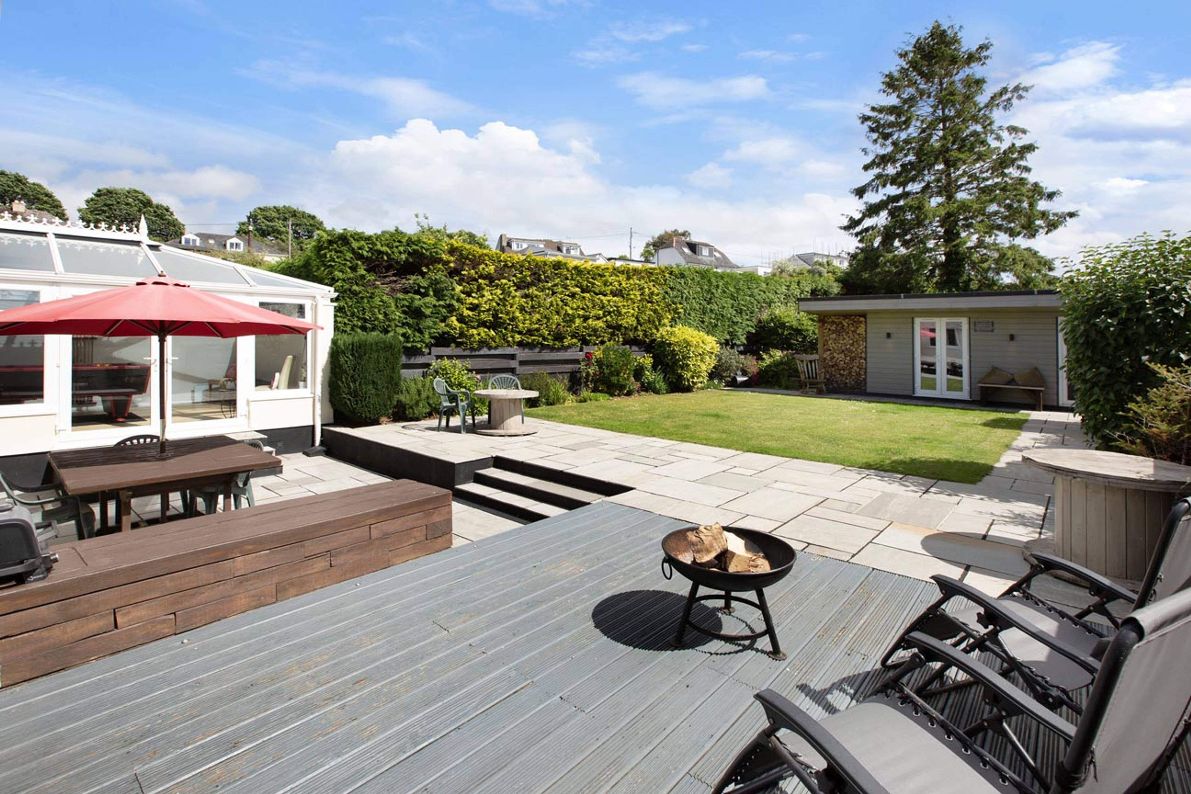 4 Firleigh Road, Newton Abbot, TQ12 - 2