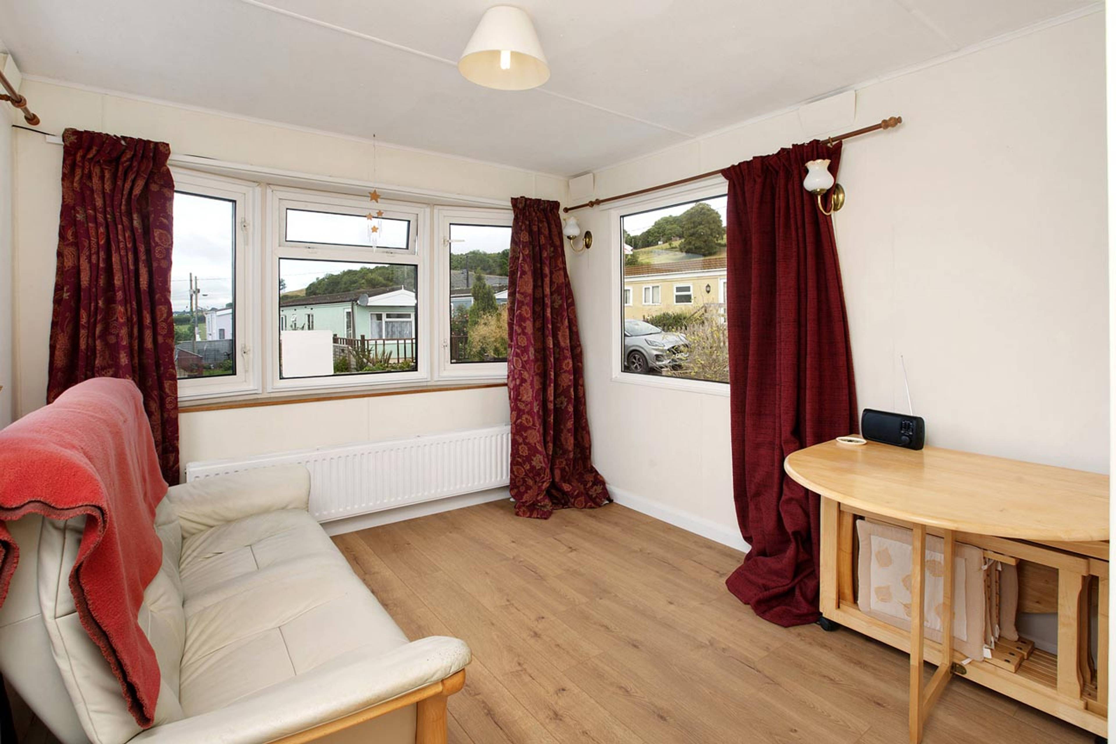 34 Meadow View Newton Road, Teignmouth, TQ14 - 3