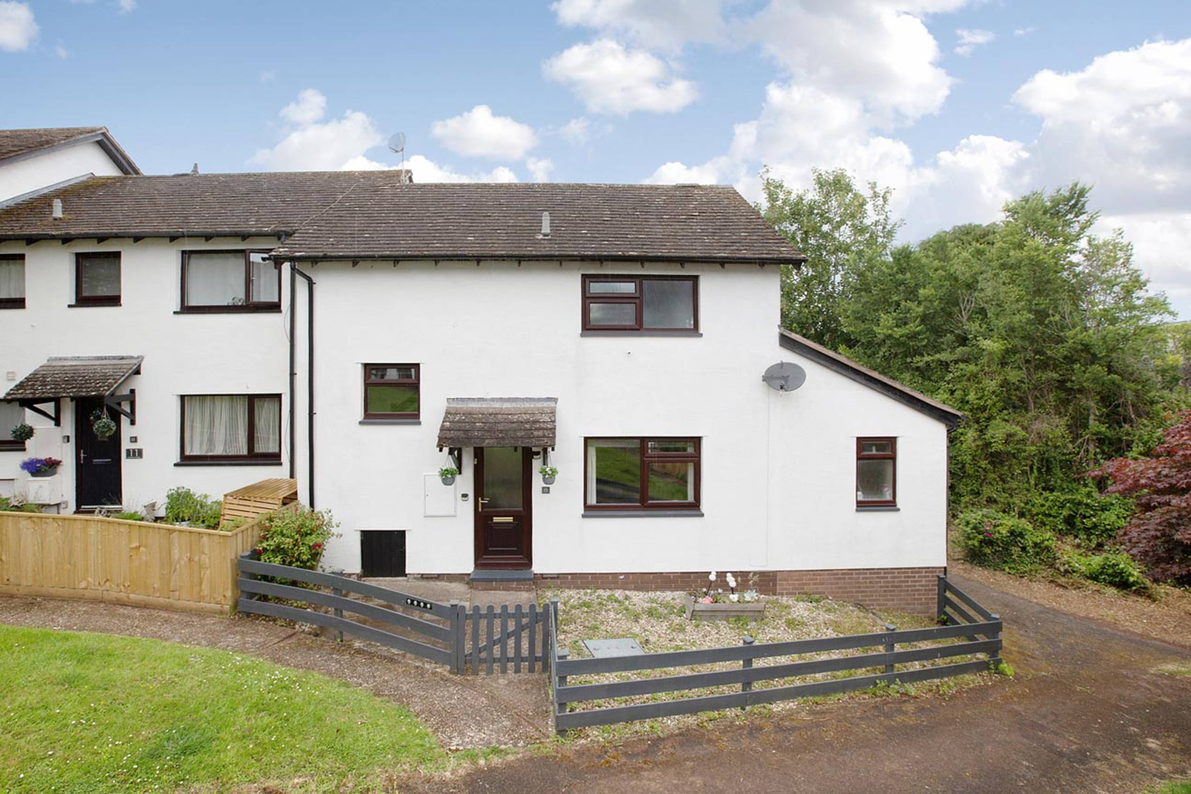 15 Chestnut Walk, Dawlish, EX7 - 1