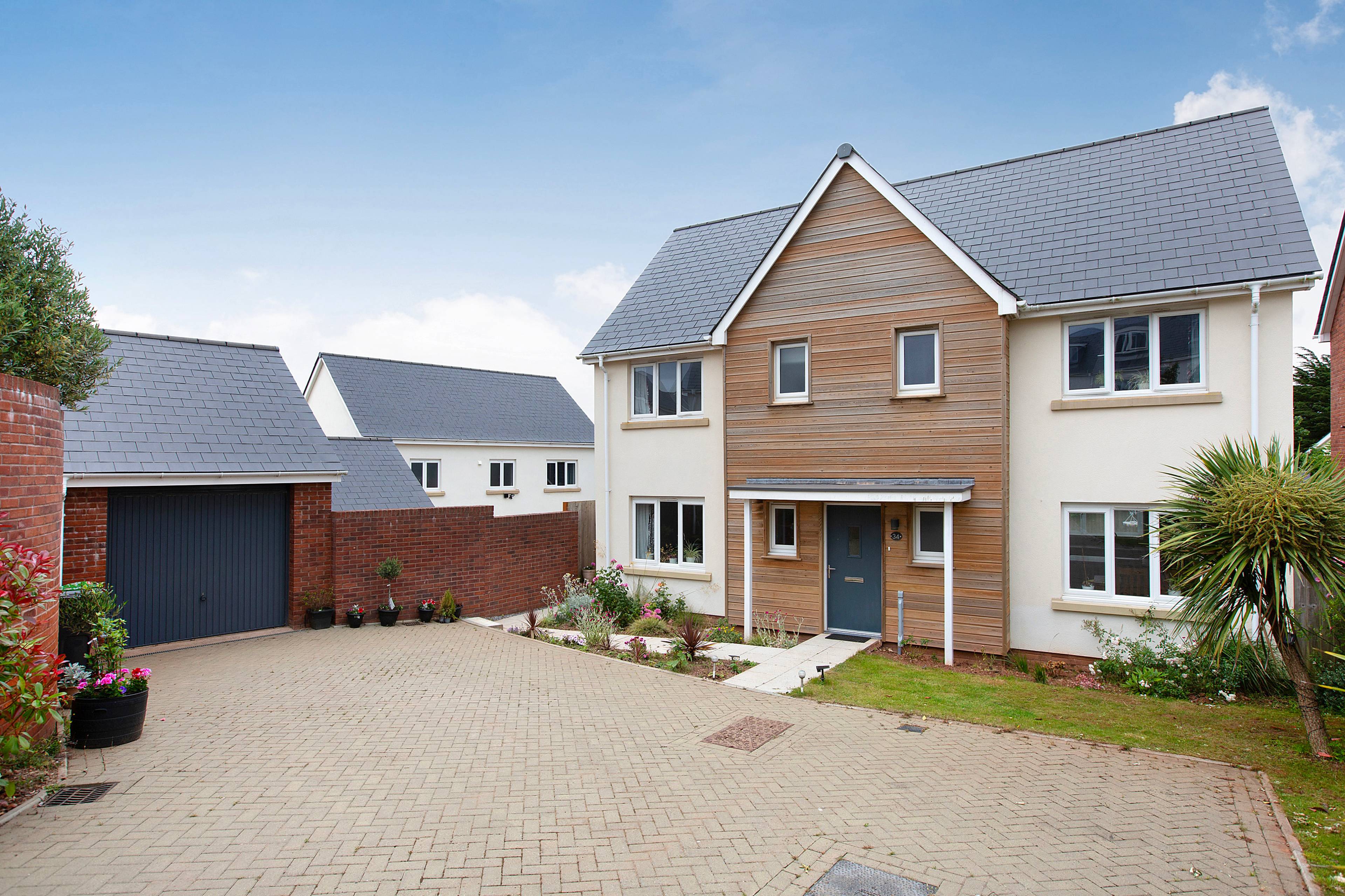 34 St. Georges Lane, Dawlish, EX7 - 1