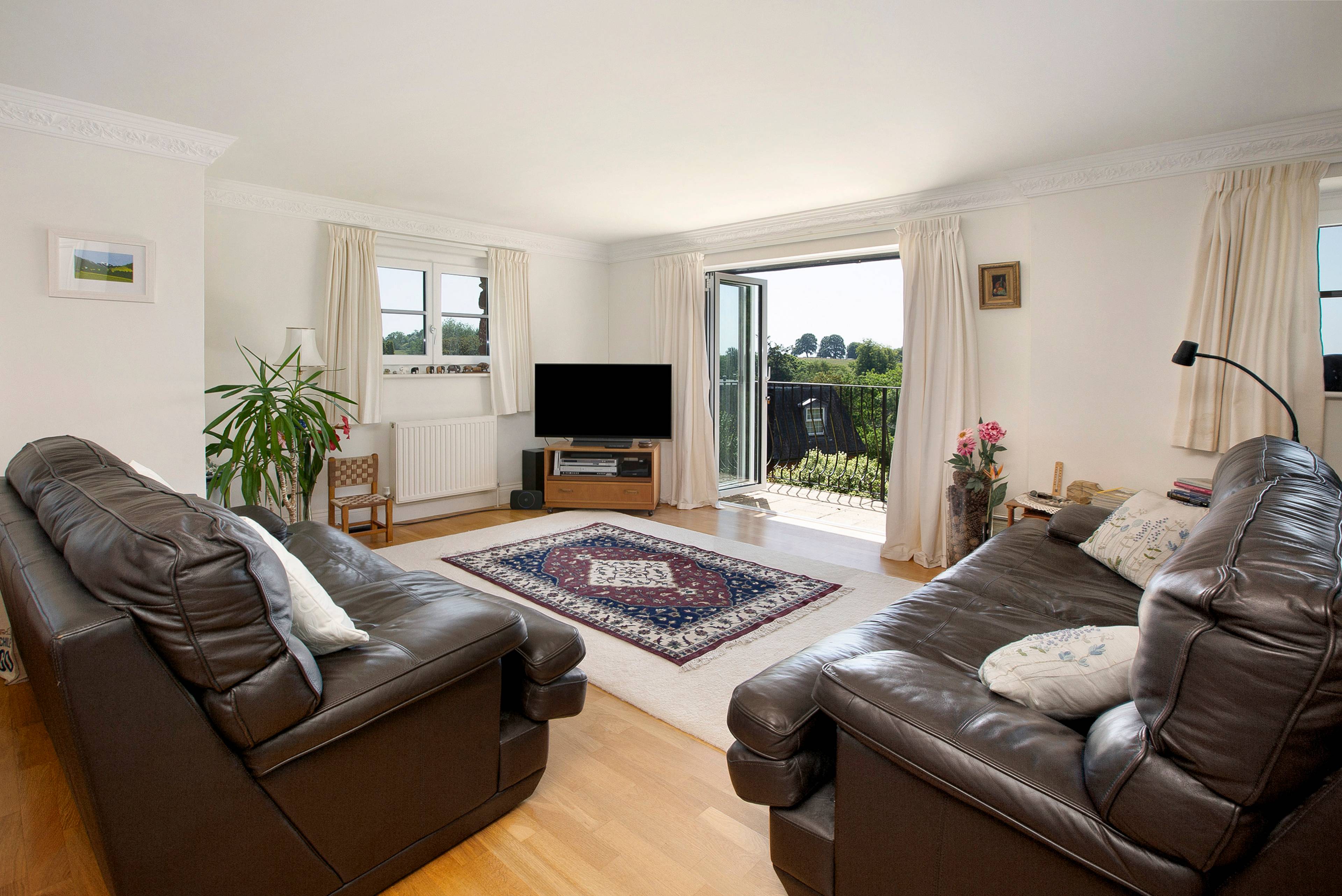 8 Lindridge Park, Teignmouth, TQ14 - 10