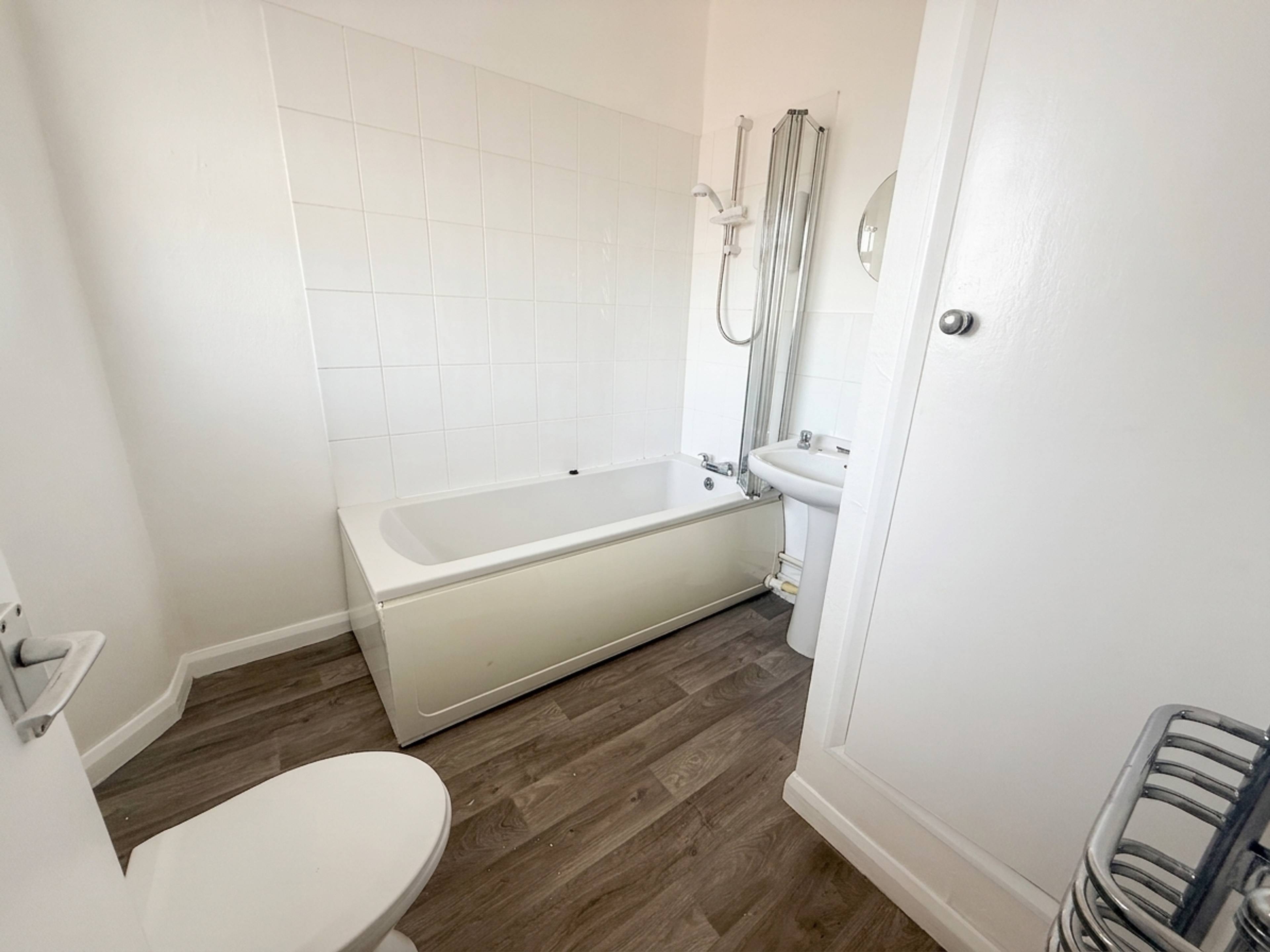 Flat 9, Teignmouth, TQ14 - 5