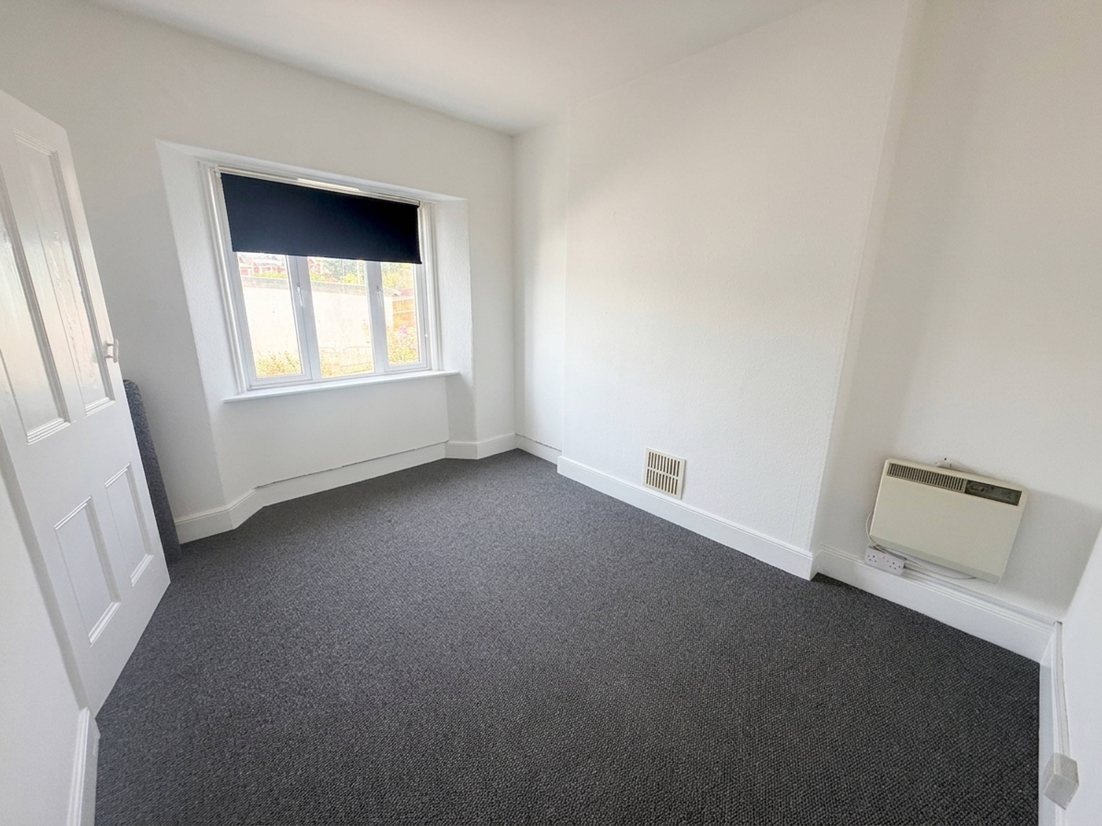 Flat 19, Teignmouth, TQ14 - 3