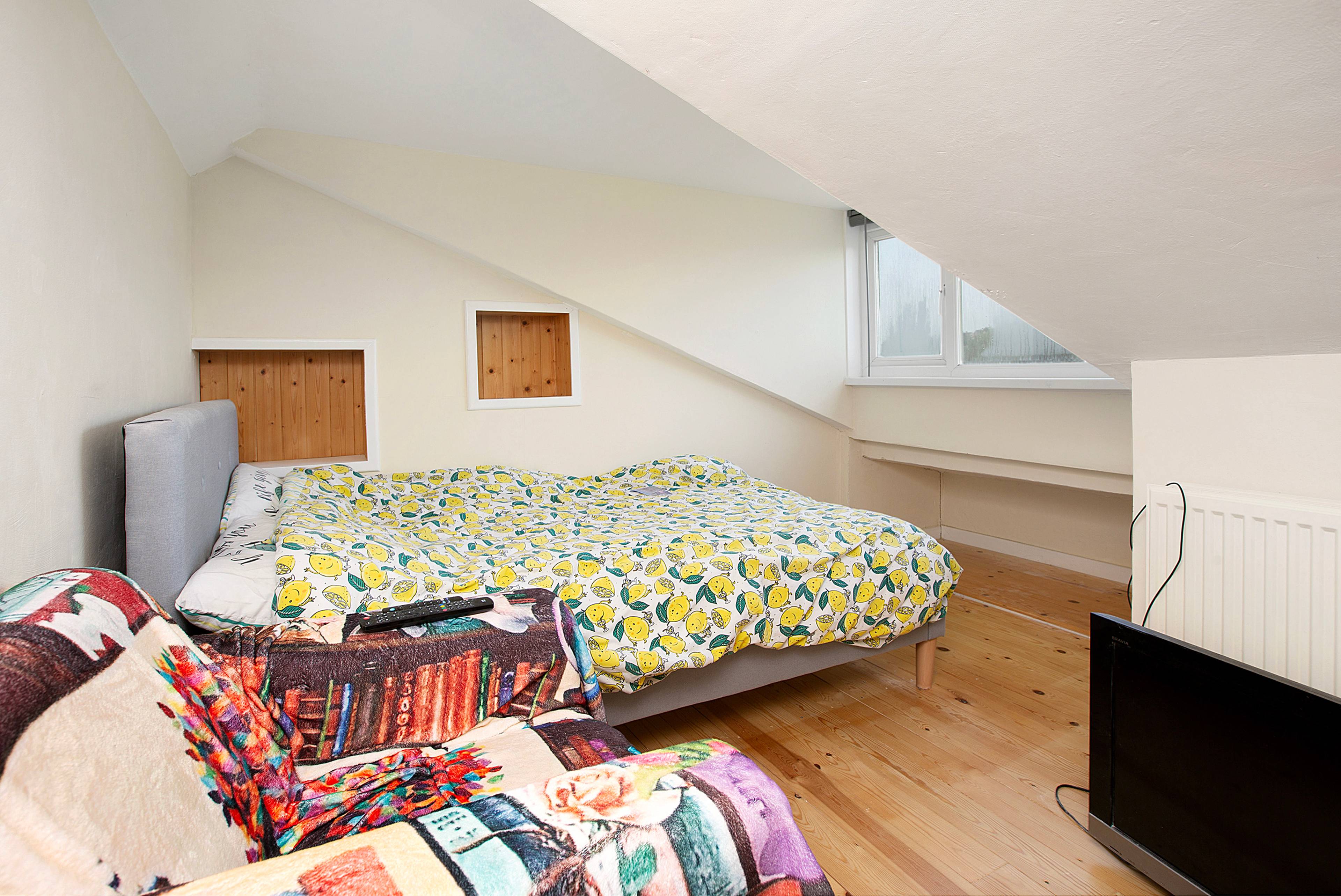 9 Nelson Close, Teignmouth, TQ14 - 10