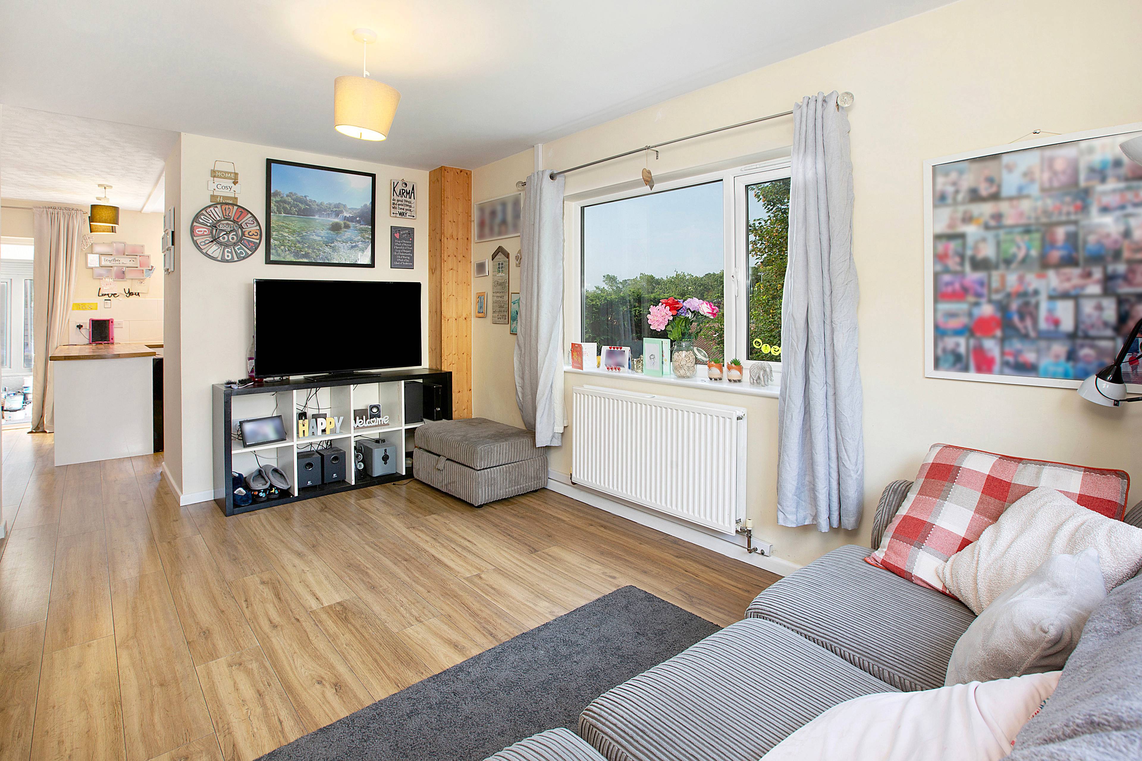 9 Nelson Close, Teignmouth, TQ14 - 5