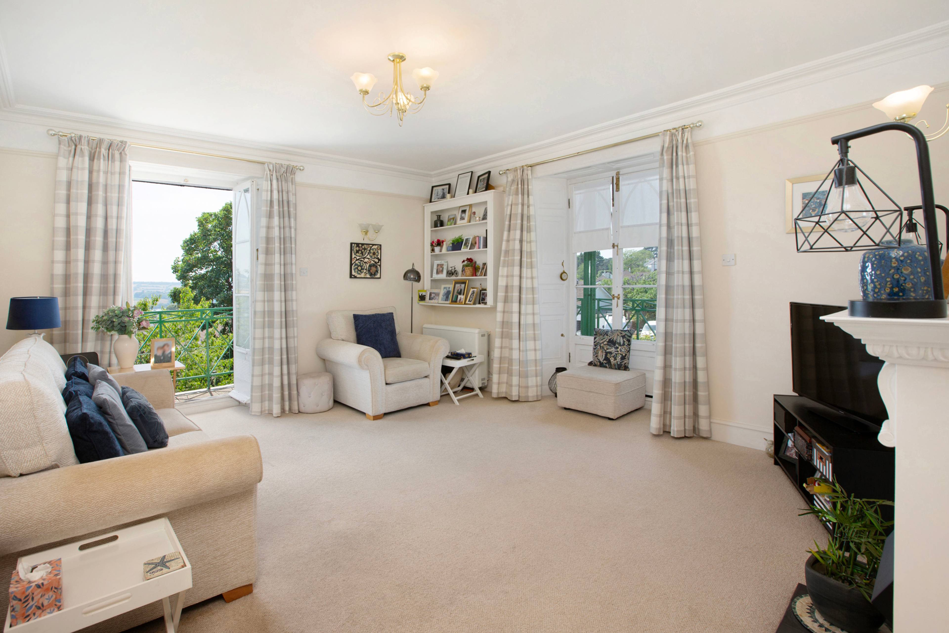 Flat 3, Teignmouth, TQ14 - 2
