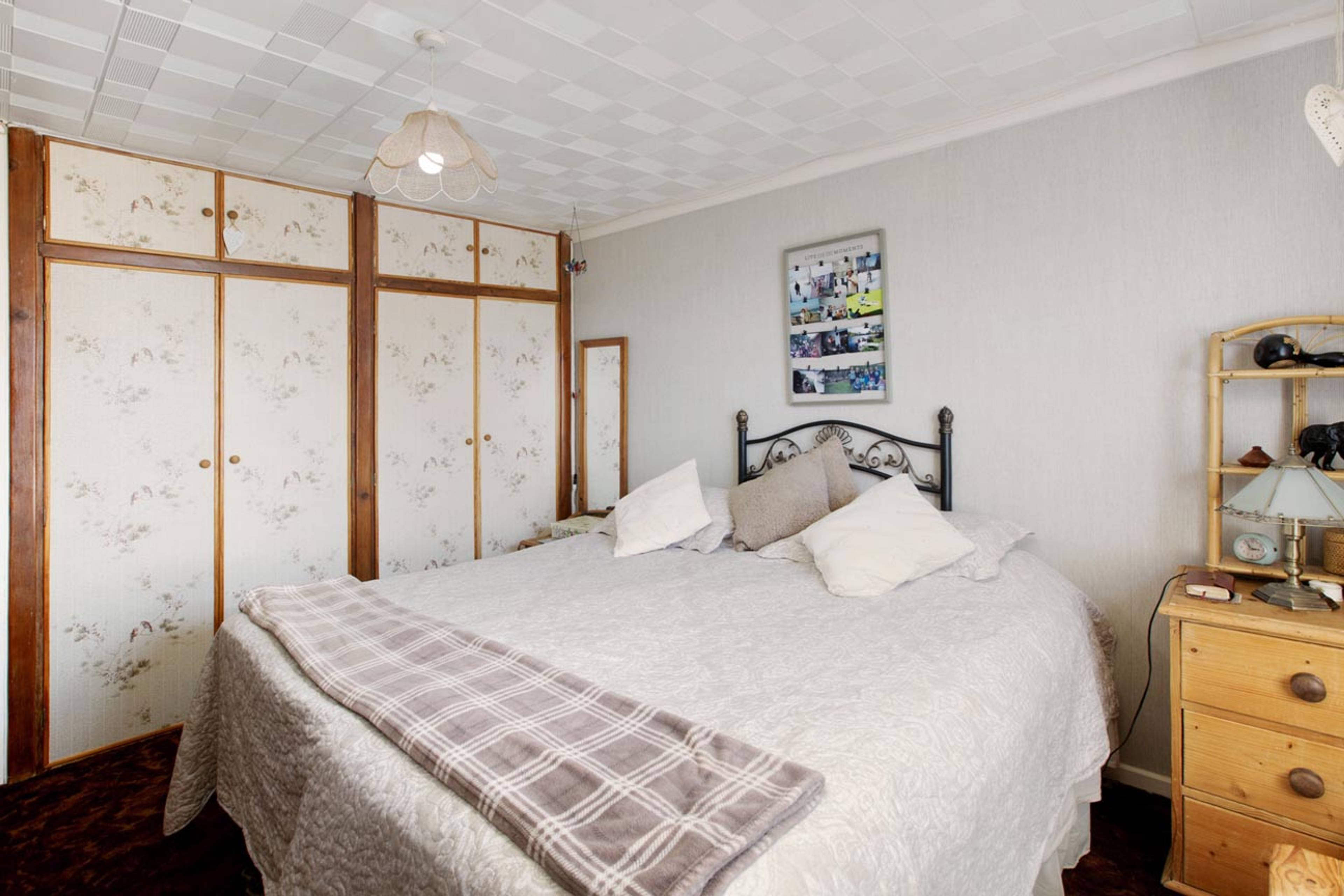 4 Armada Drive, Teignmouth, TQ14 - 7