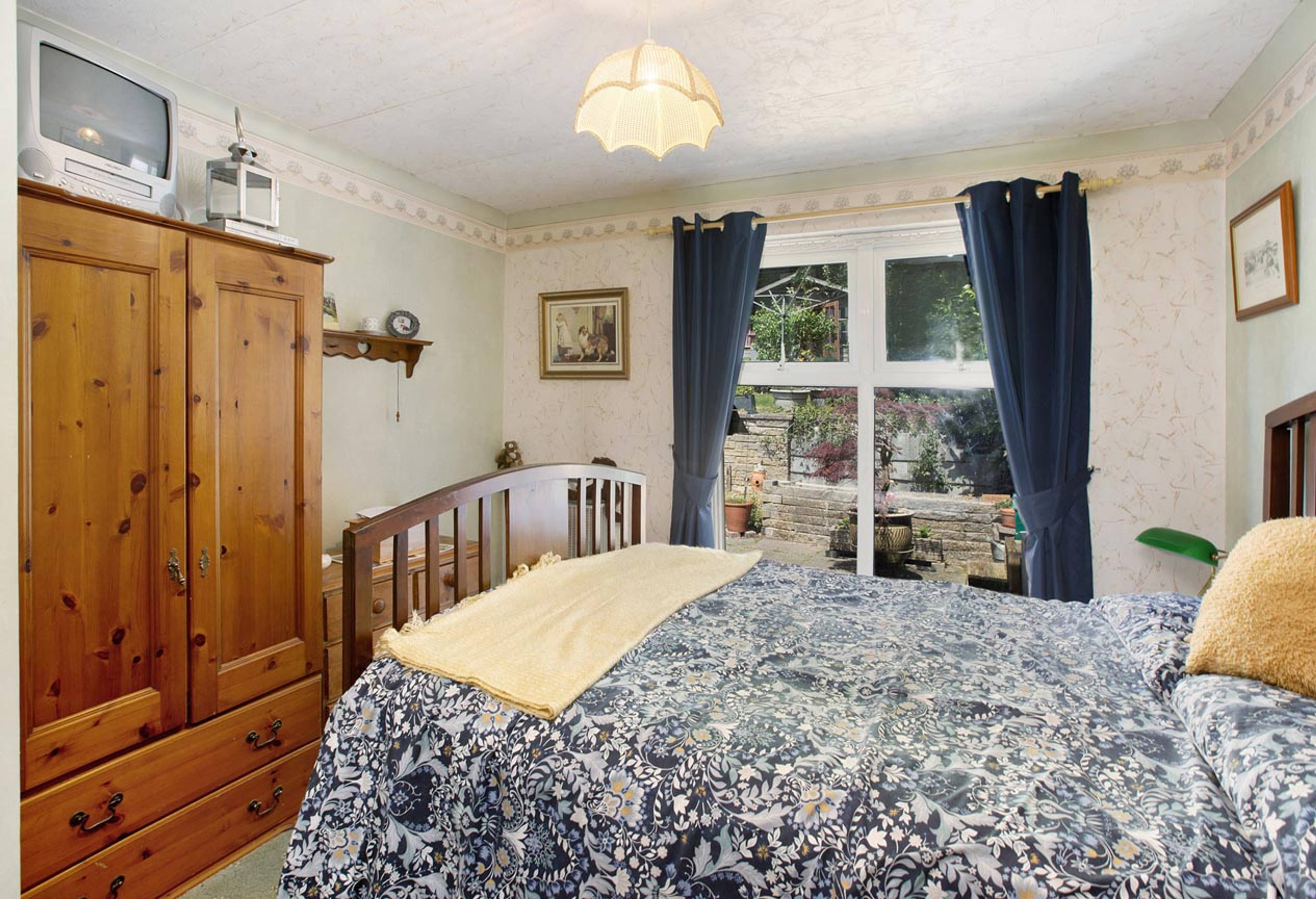 4 Armada Drive, Teignmouth, TQ14 - 9