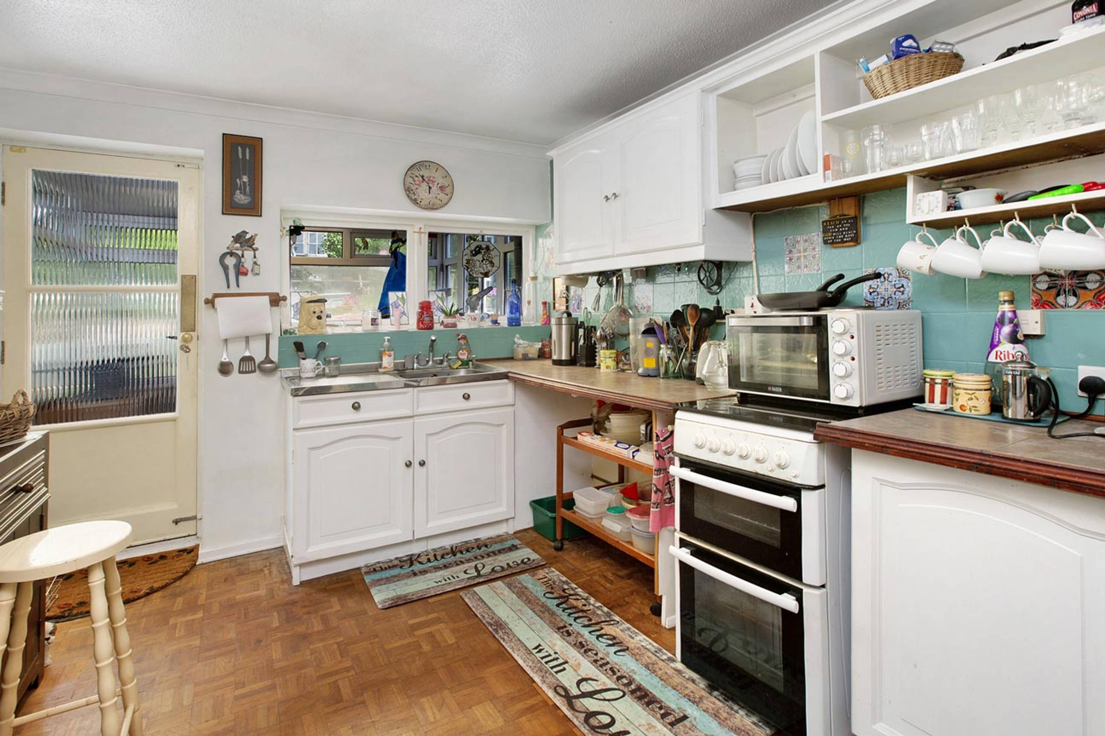 4 Armada Drive, Teignmouth, TQ14 - 2