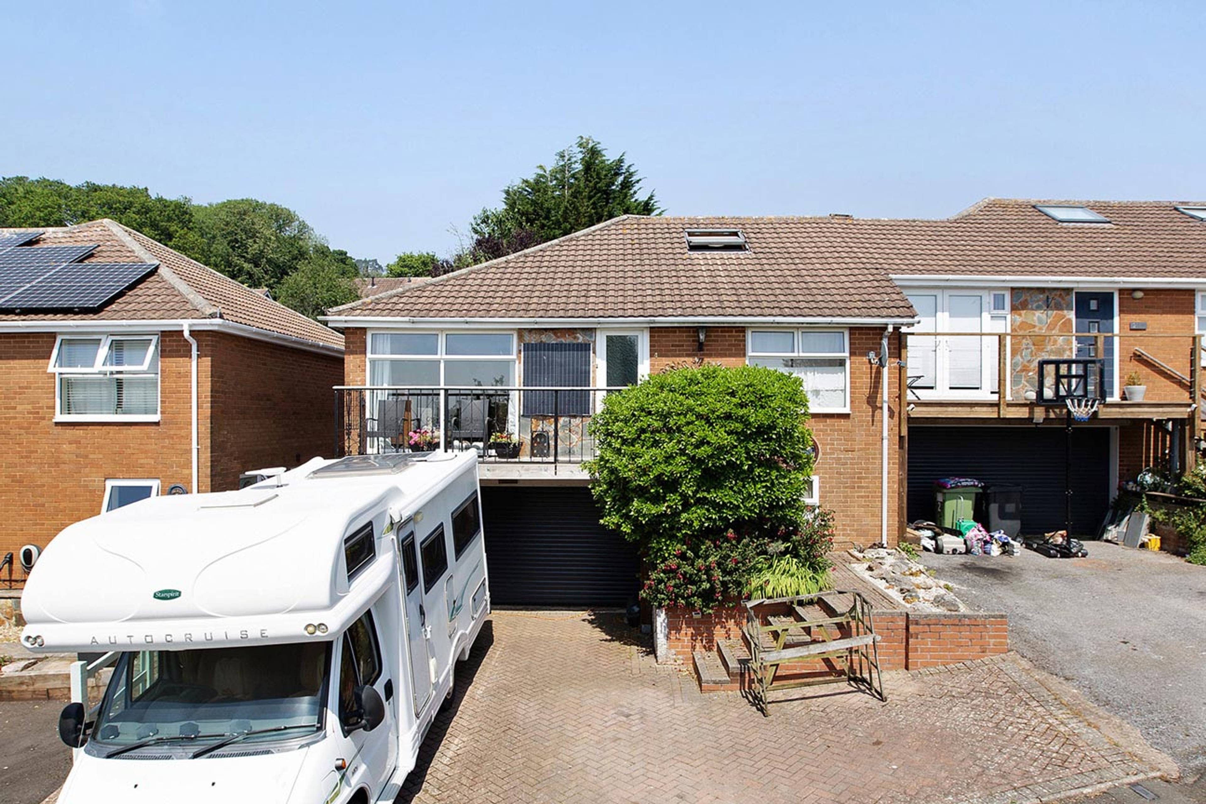 4 Armada Drive, Teignmouth, TQ14 - 1