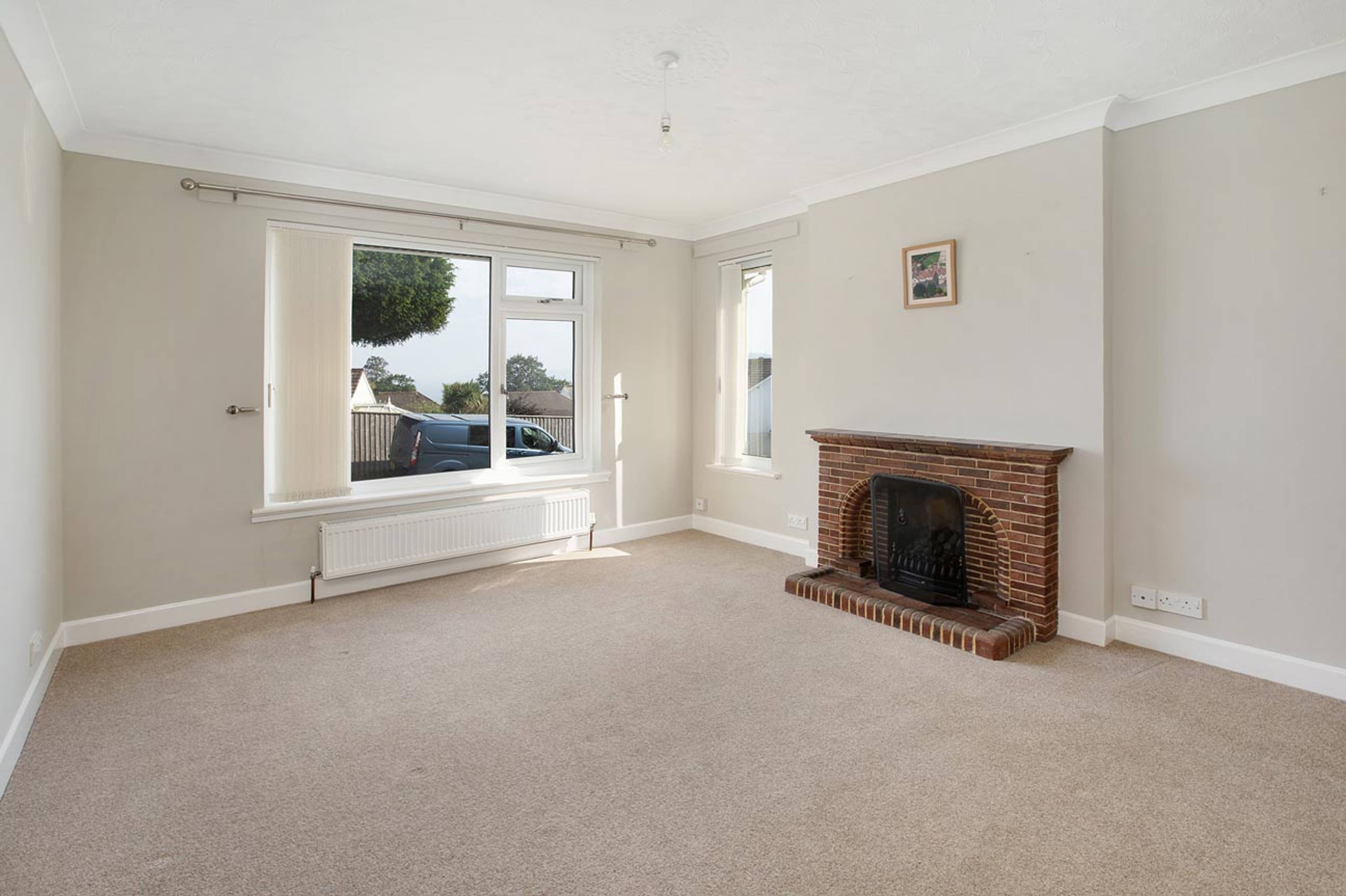 2 Winston Court, Teignmouth, TQ14 - 2