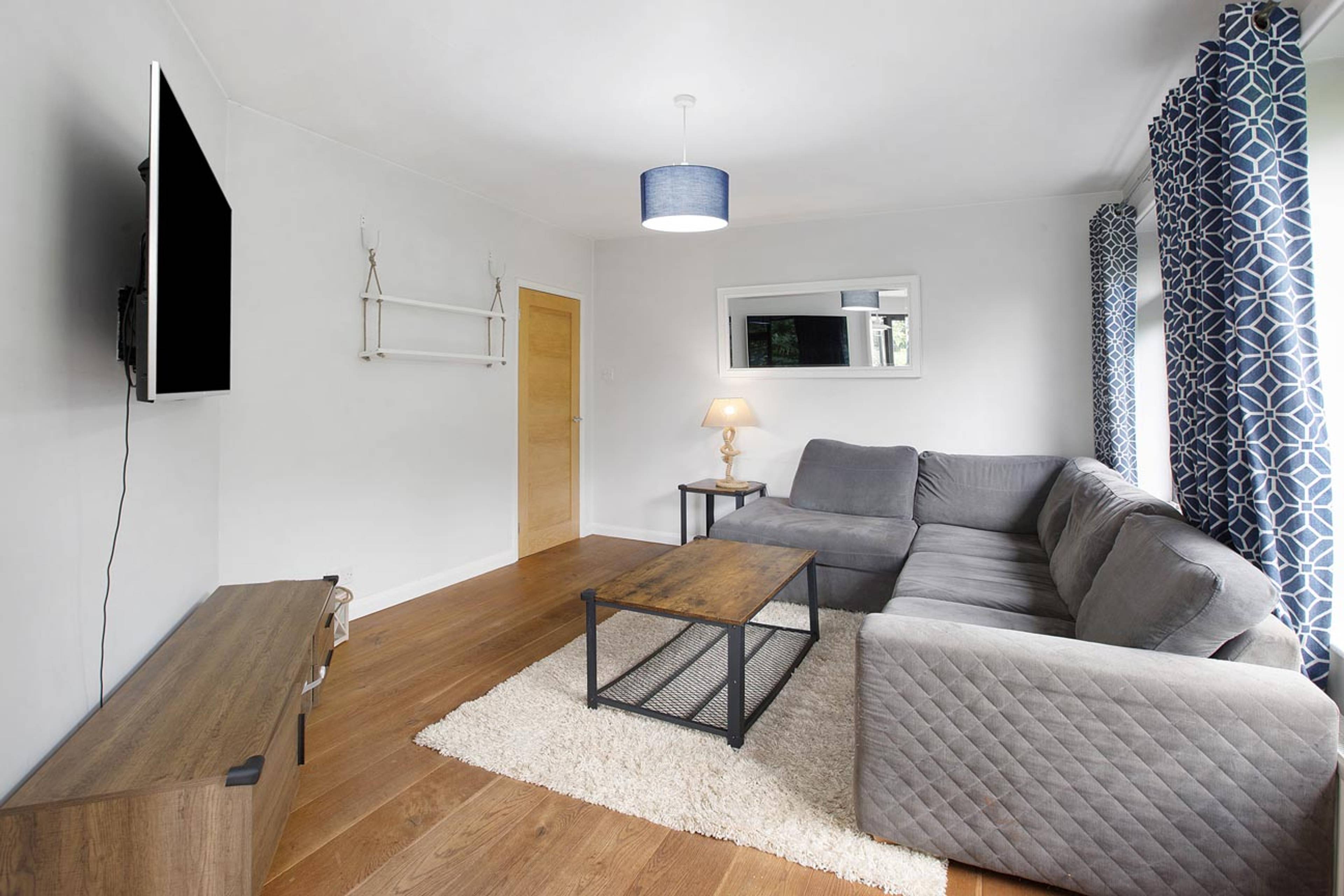 15 Buckeridge Avenue, Teignmouth, TQ14 - 8