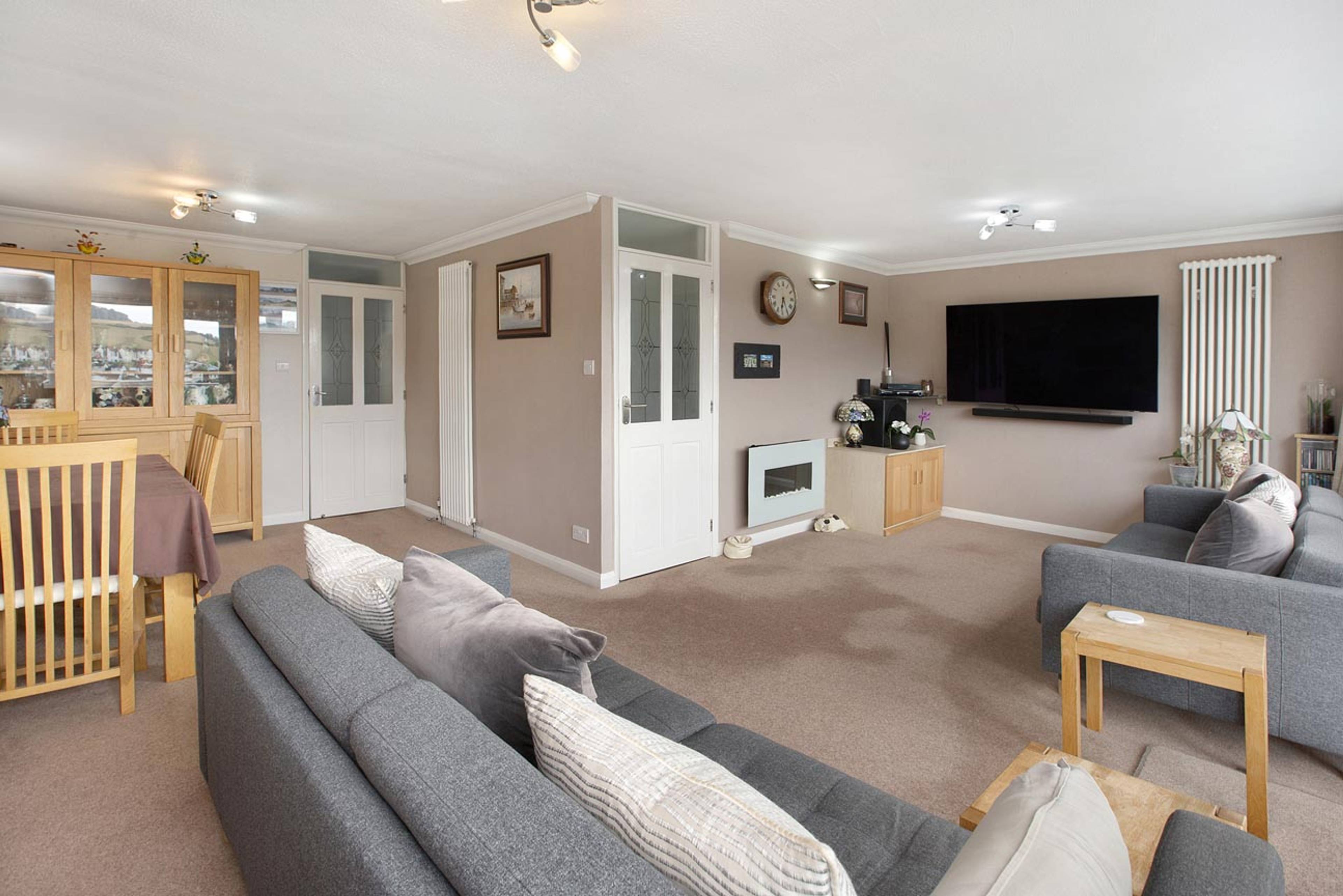 11 Pellew Way, Teignmouth, TQ14 - 7