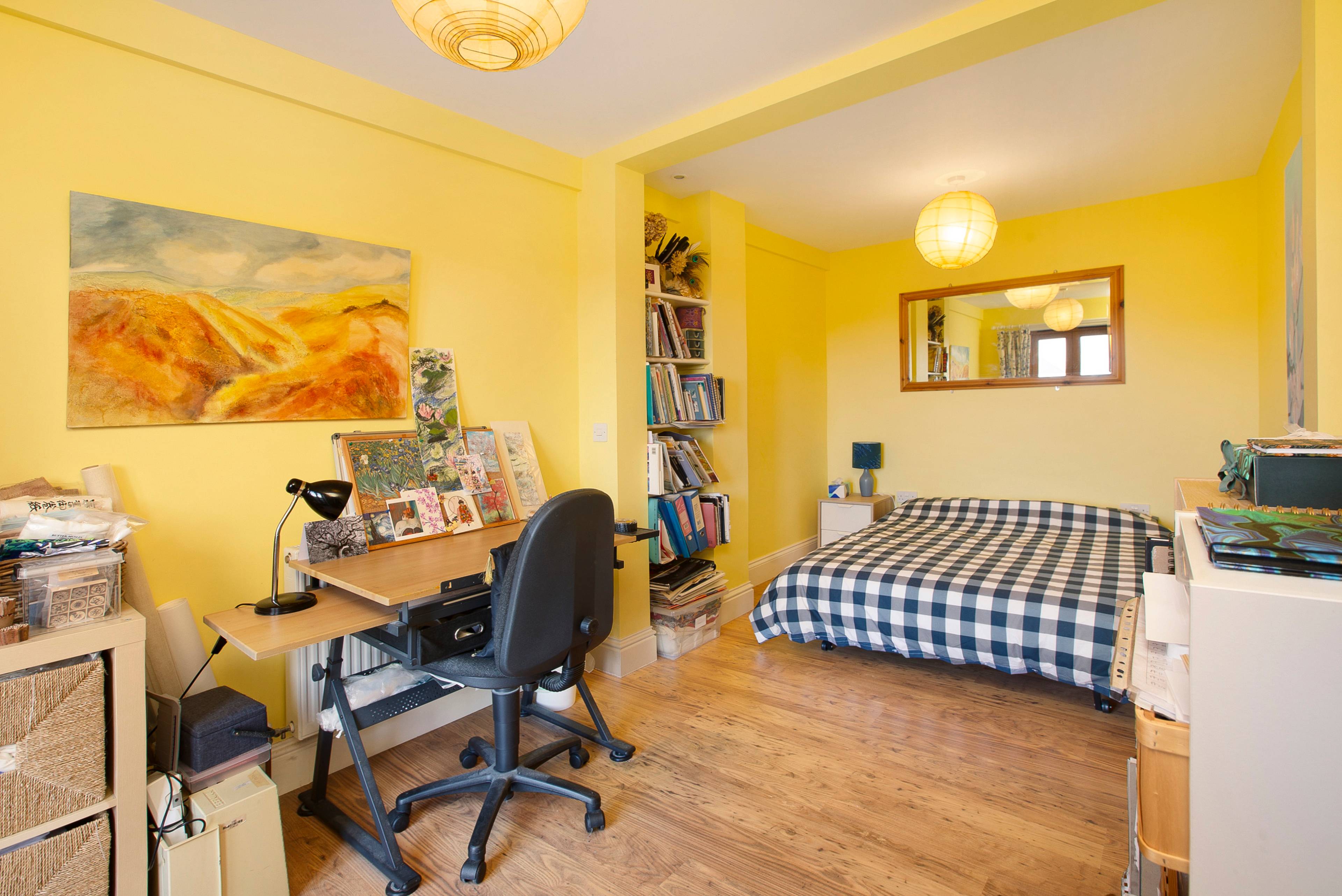 6 Stewart Gardens, Dawlish, EX7 - 9