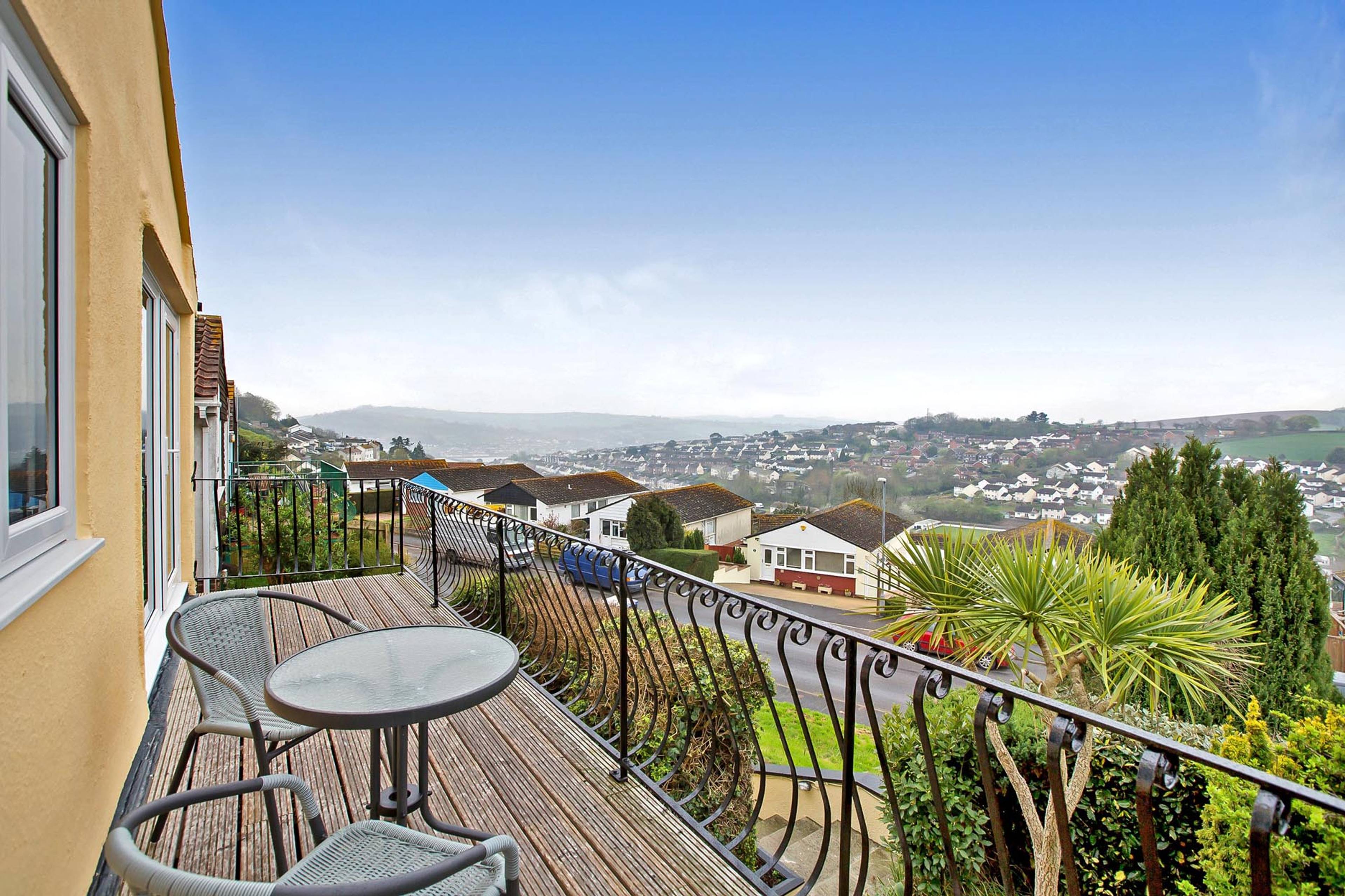 3 Pellew Way, Teignmouth, TQ14 - 3