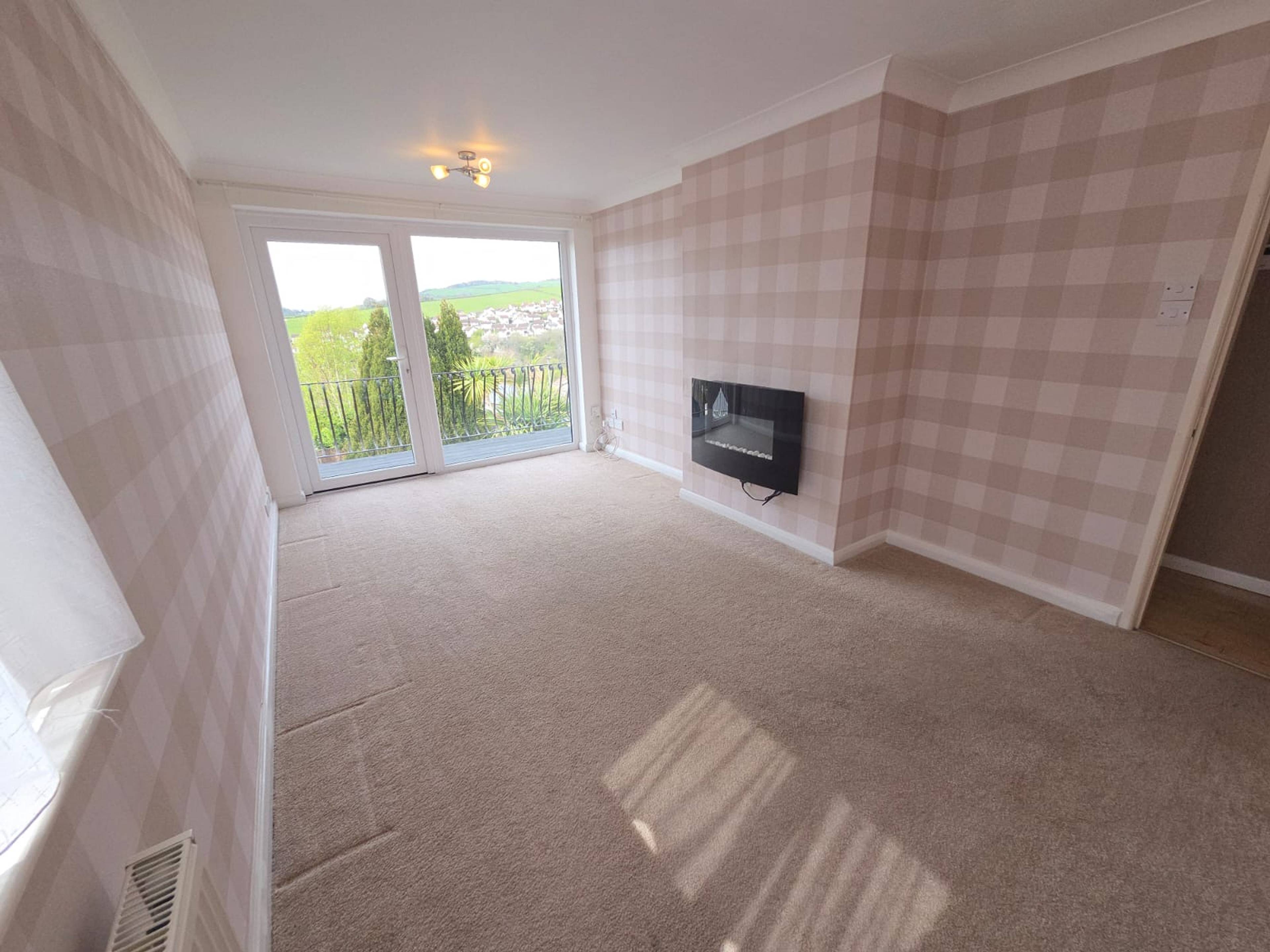 3 Pellew Way, Teignmouth, TQ14 - 5