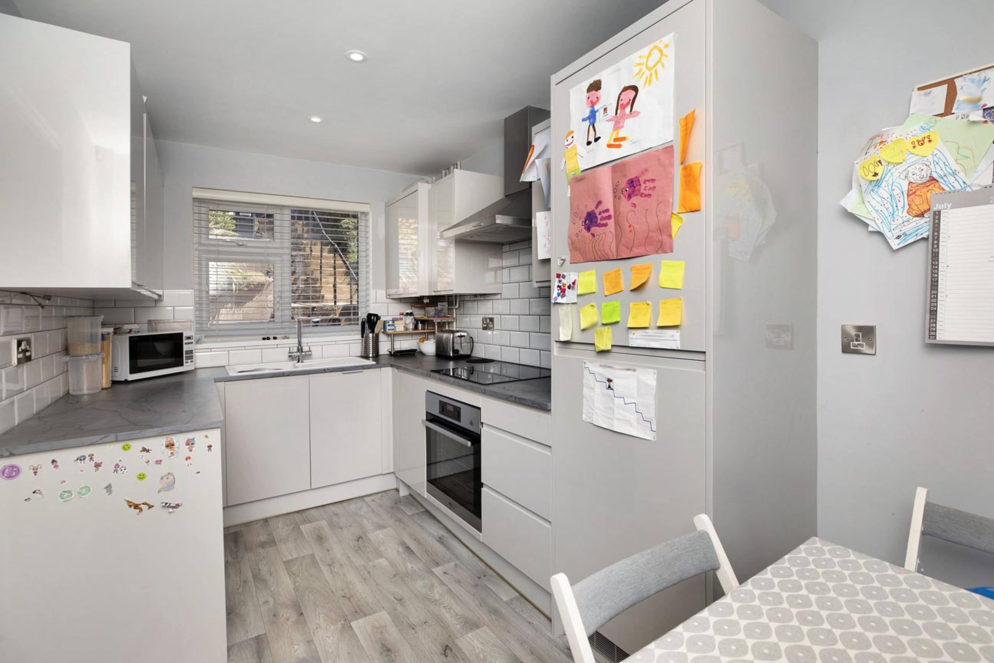 54 Howard Close, Teignmouth, TQ14 - 2
