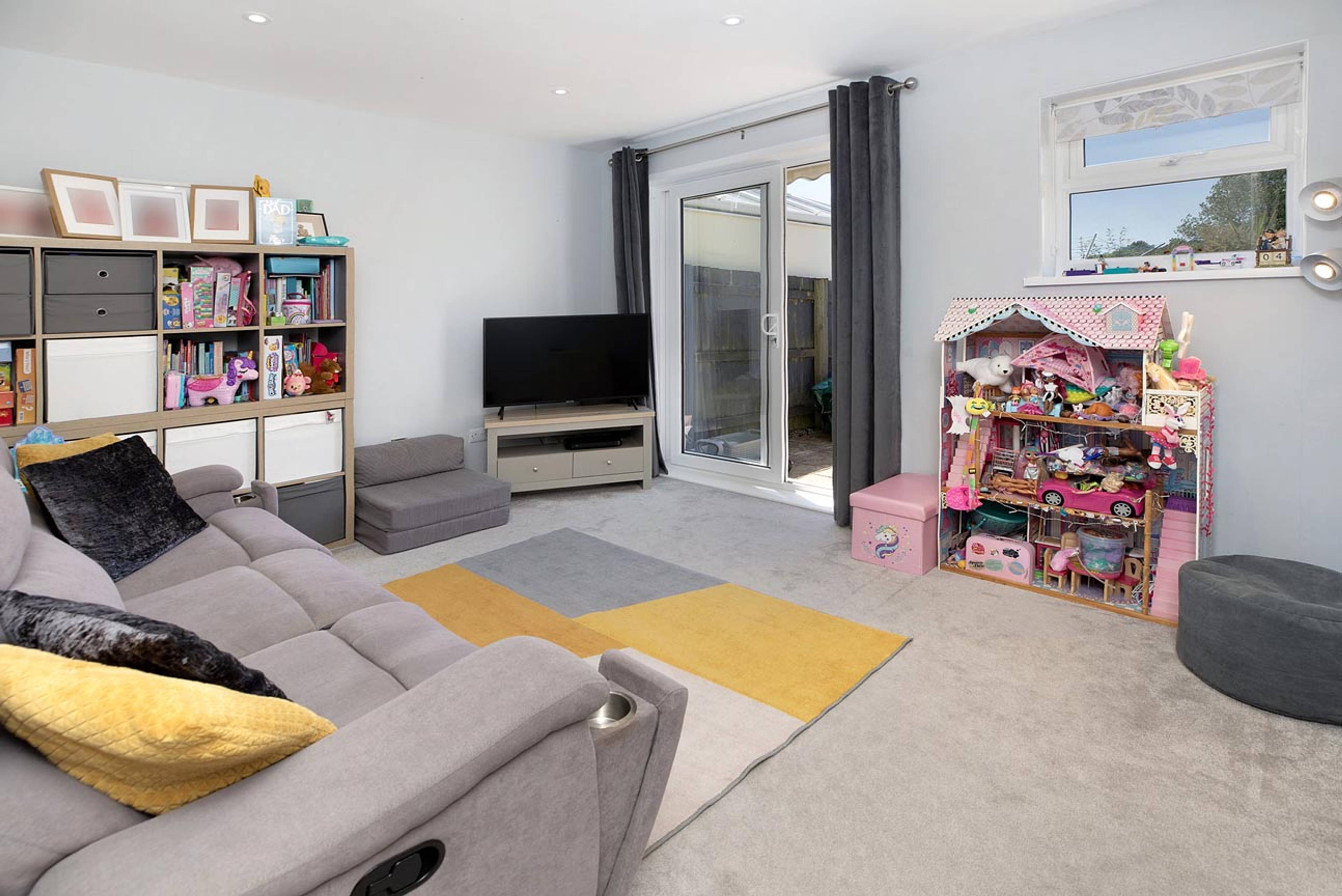 54 Howard Close, Teignmouth, TQ14 - 3