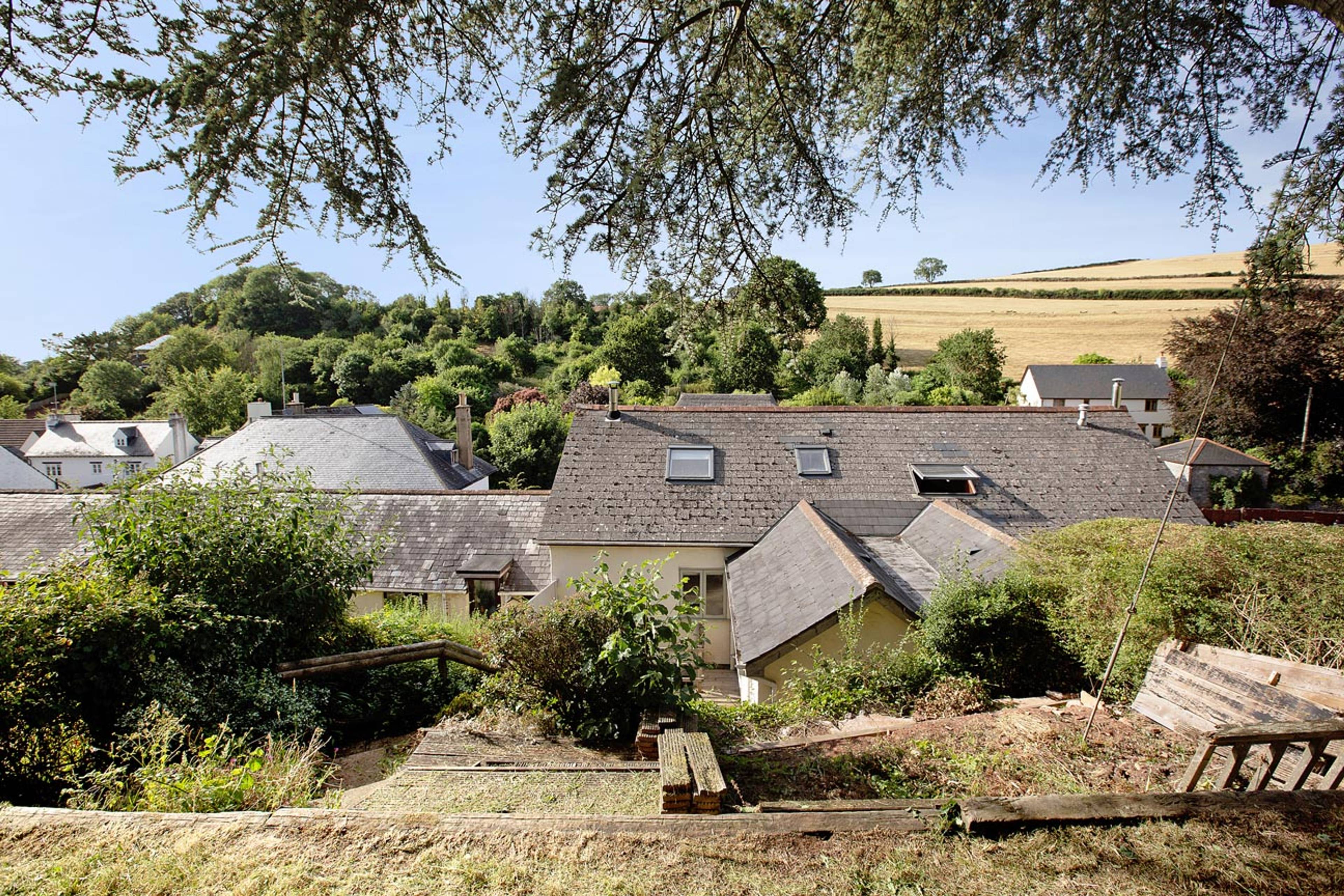 4 Home Farm Court Deane Road, Newton Abbot, TQ12 - 4
