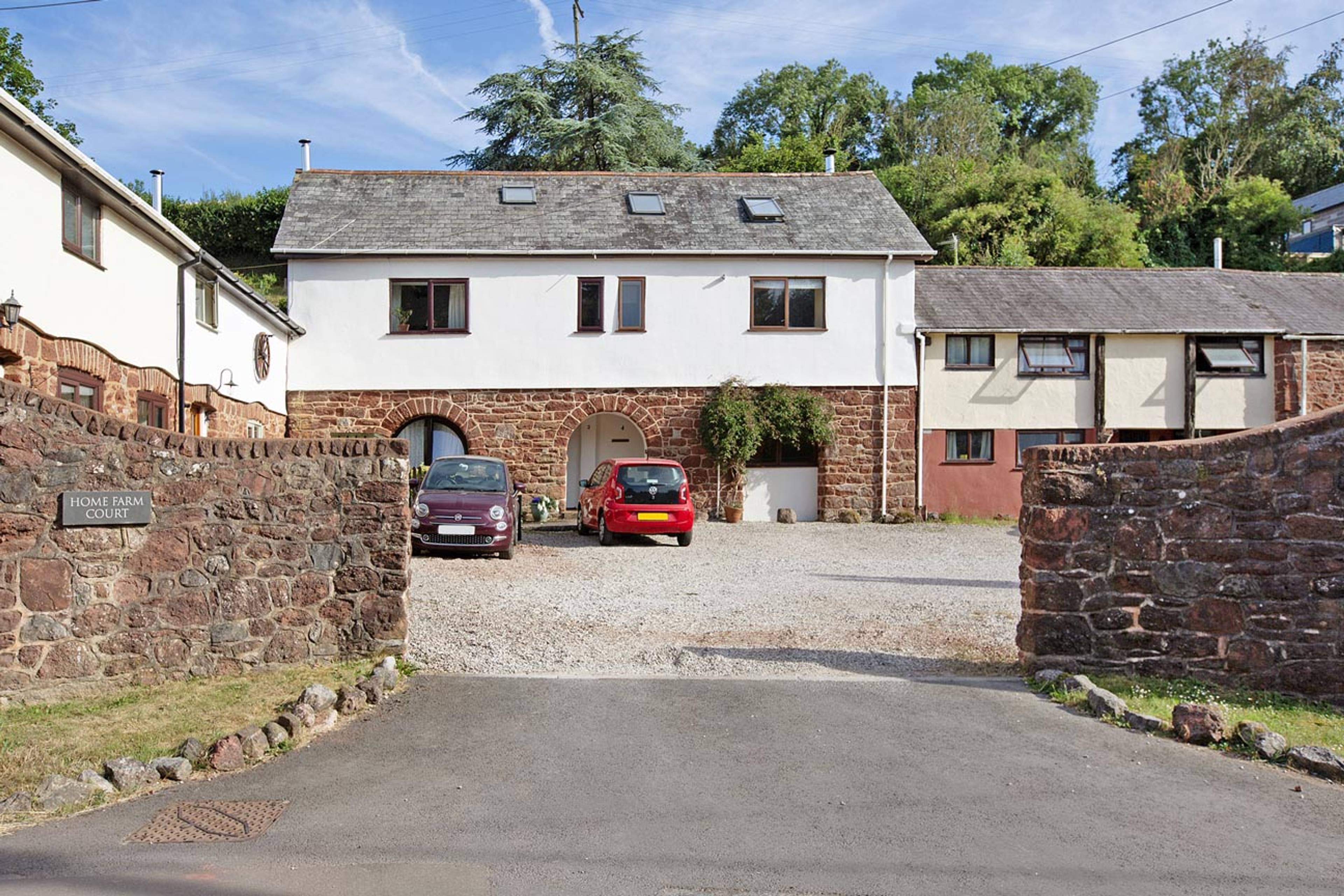 Deane Road, Stokeinteignhead, TQ12 - 1