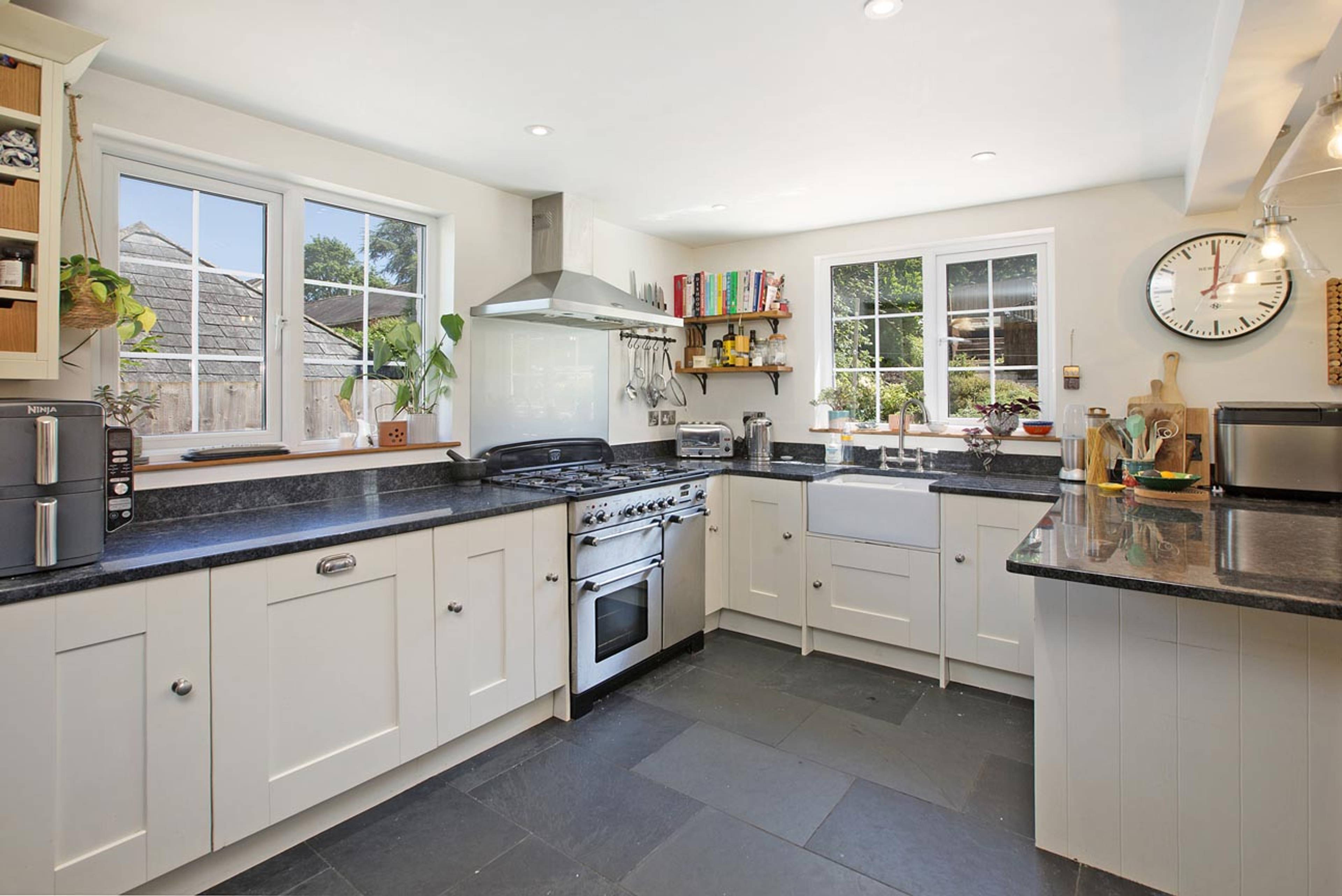 Luccombe Deane Road, Newton Abbot, TQ12 - 7
