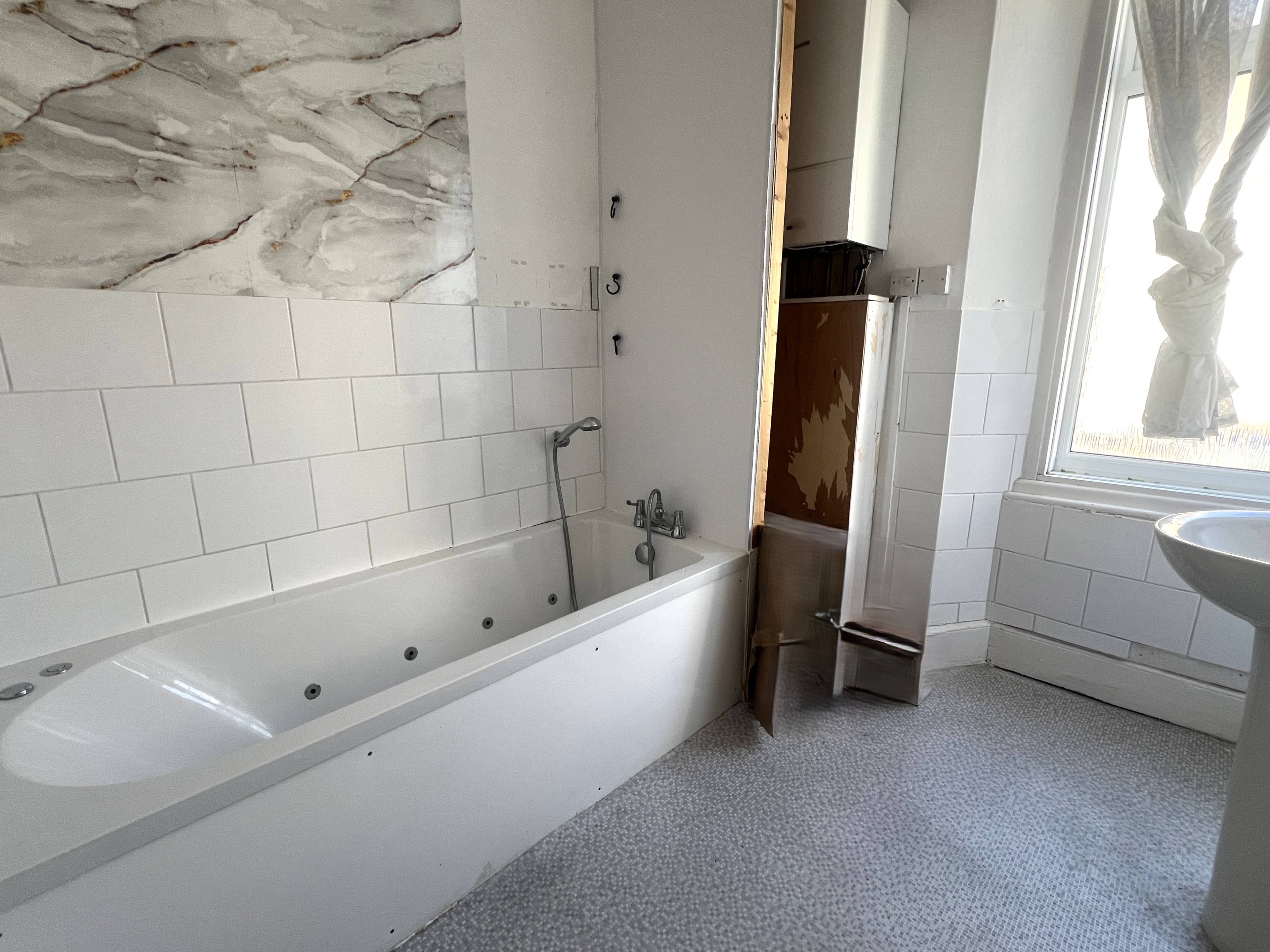4 Lucius Street, Torquay, TQ2 - 9