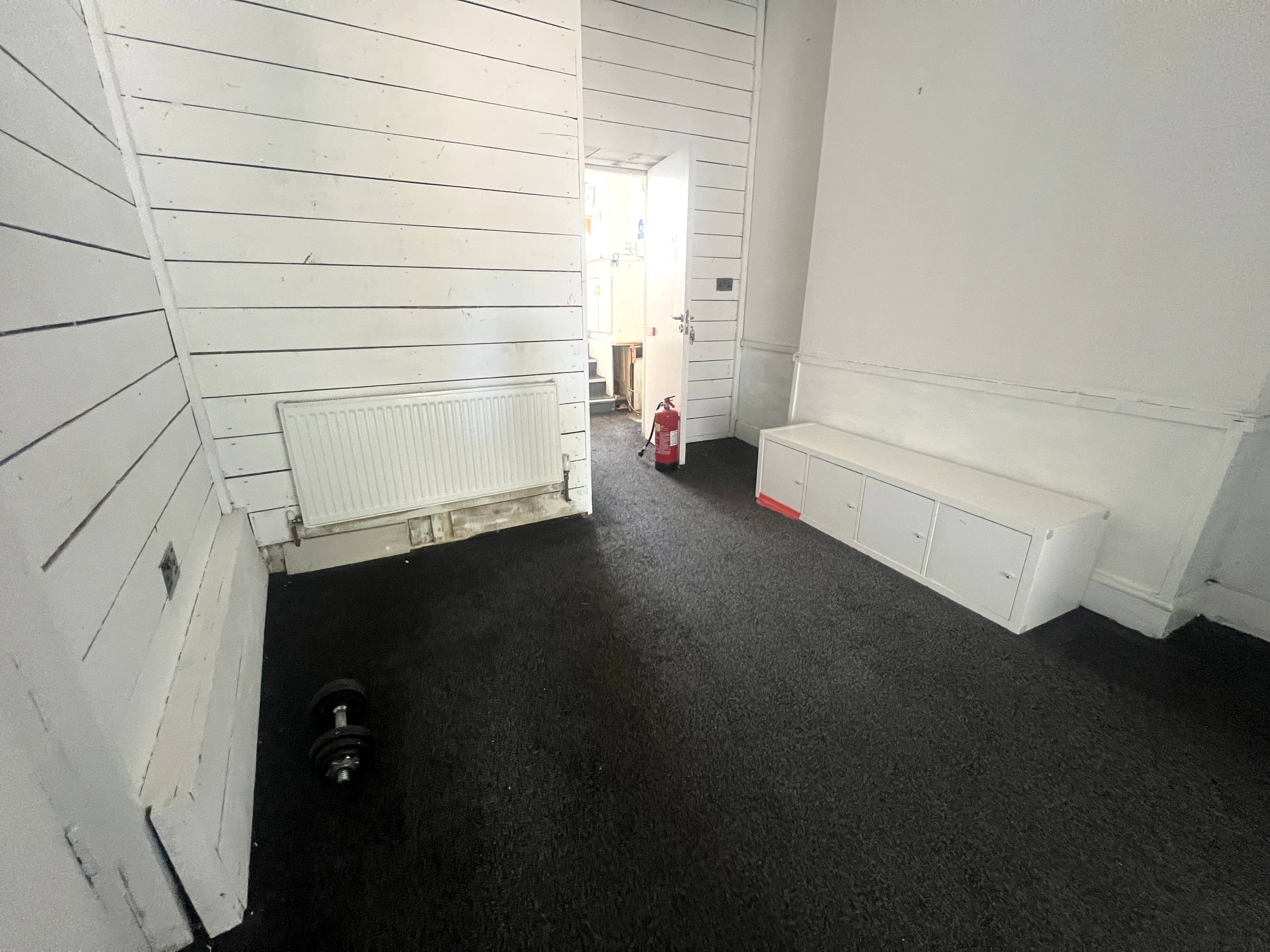 4 Lucius Street, Torquay, TQ2 - 3