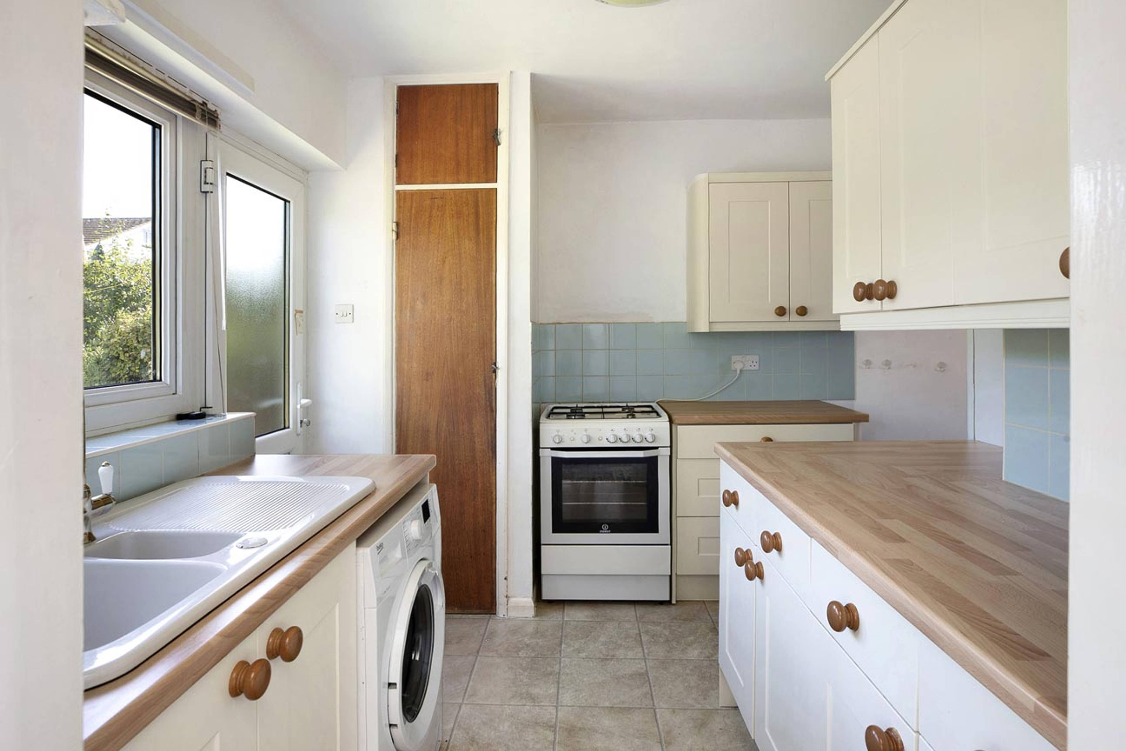 23 Ashleigh Drive, Teignmouth, TQ14 - 7