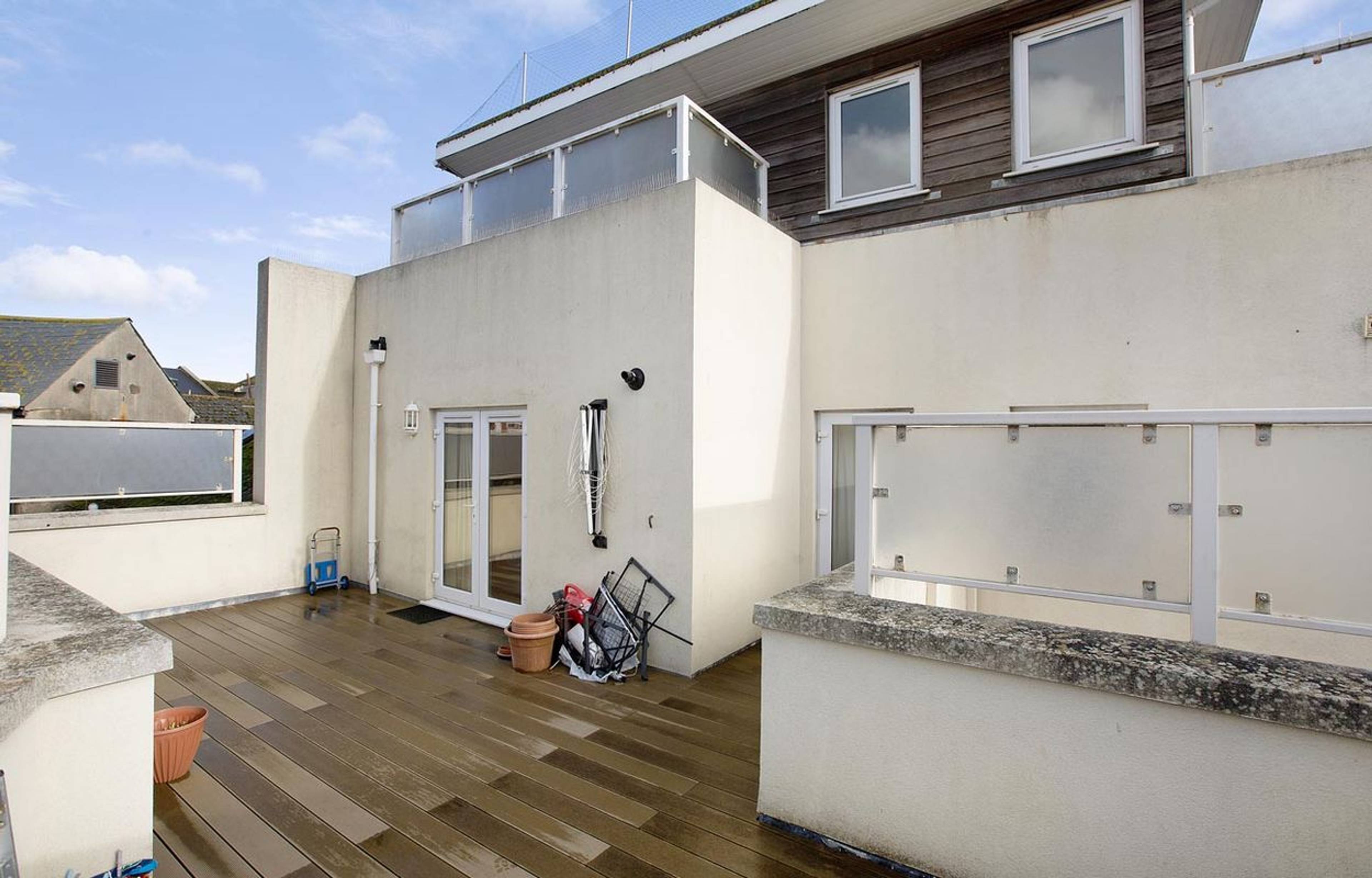 Flat 9, Teignmouth, TQ14 - 9