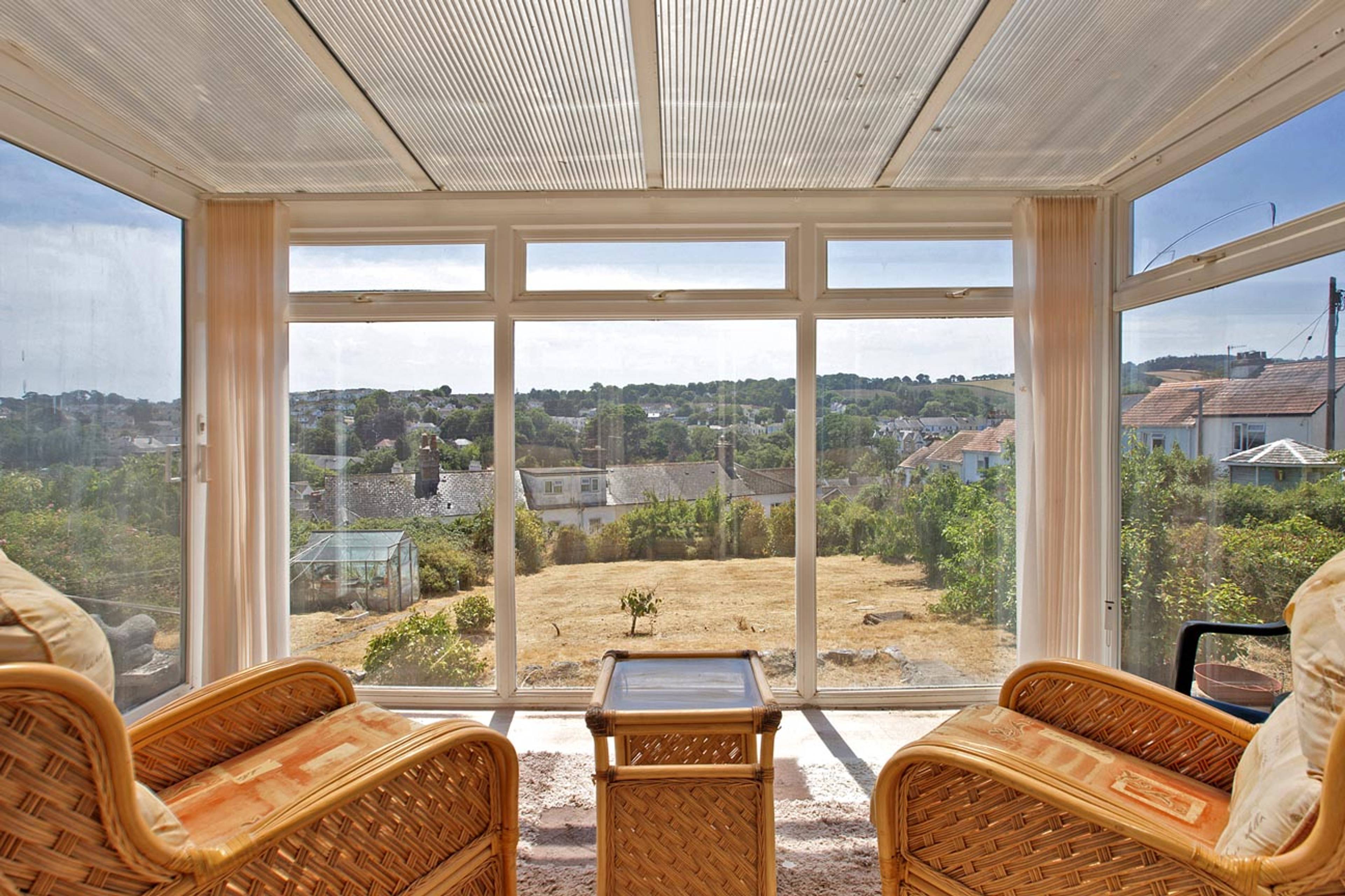 9 Longlands, Dawlish, EX7 - 2